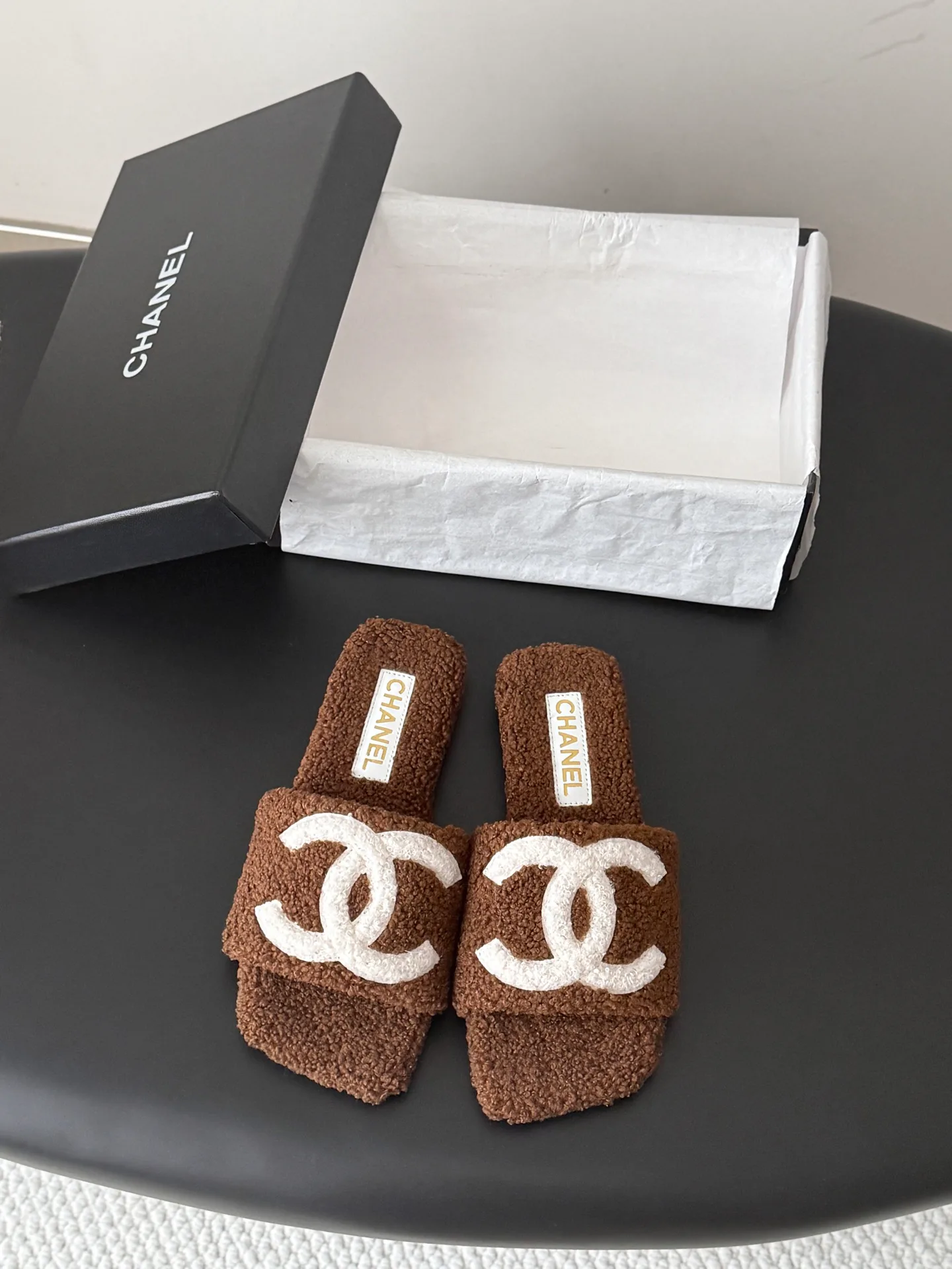 Women's Slippers CHANEL 18154266