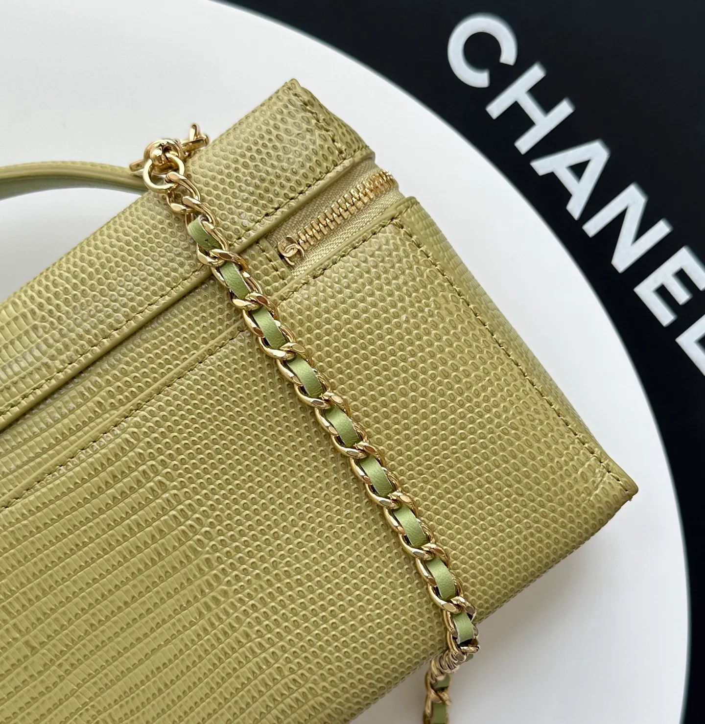Women's Classic Handbags CHANEL 17916902