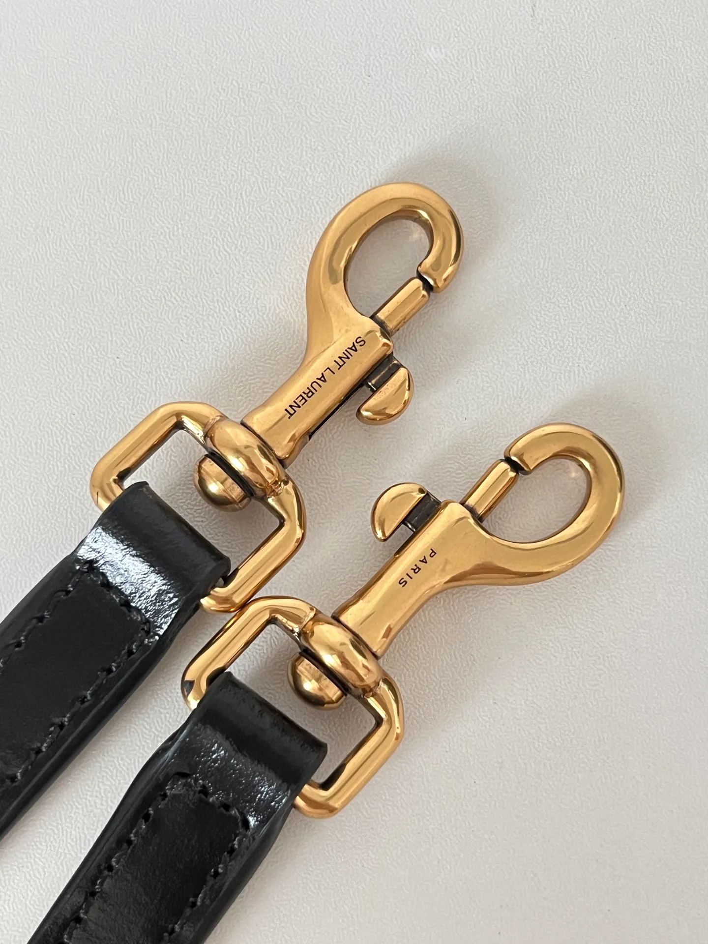 Классические Сумки Женские Saint Laurent 18610964