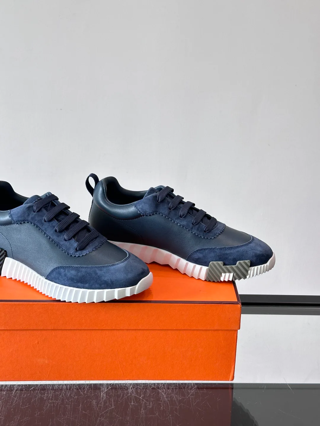 Men's Sneakers HERMES 18102592