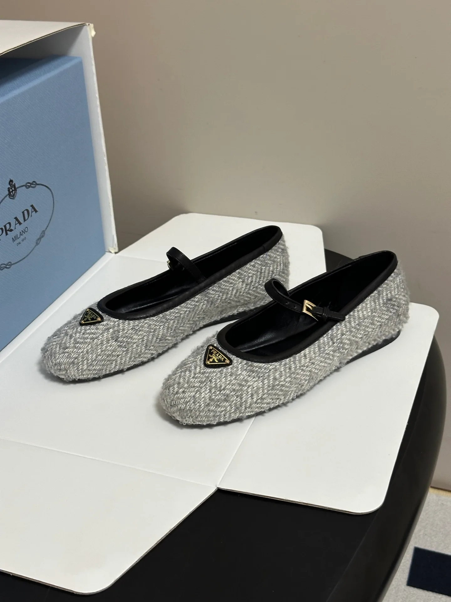 Women's Ballet Flats PRADA 18492582