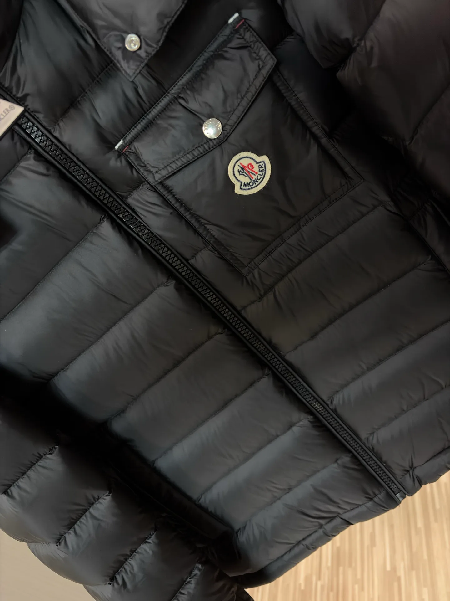 Men's Jackets And Down Jackets MONCLER 18391741