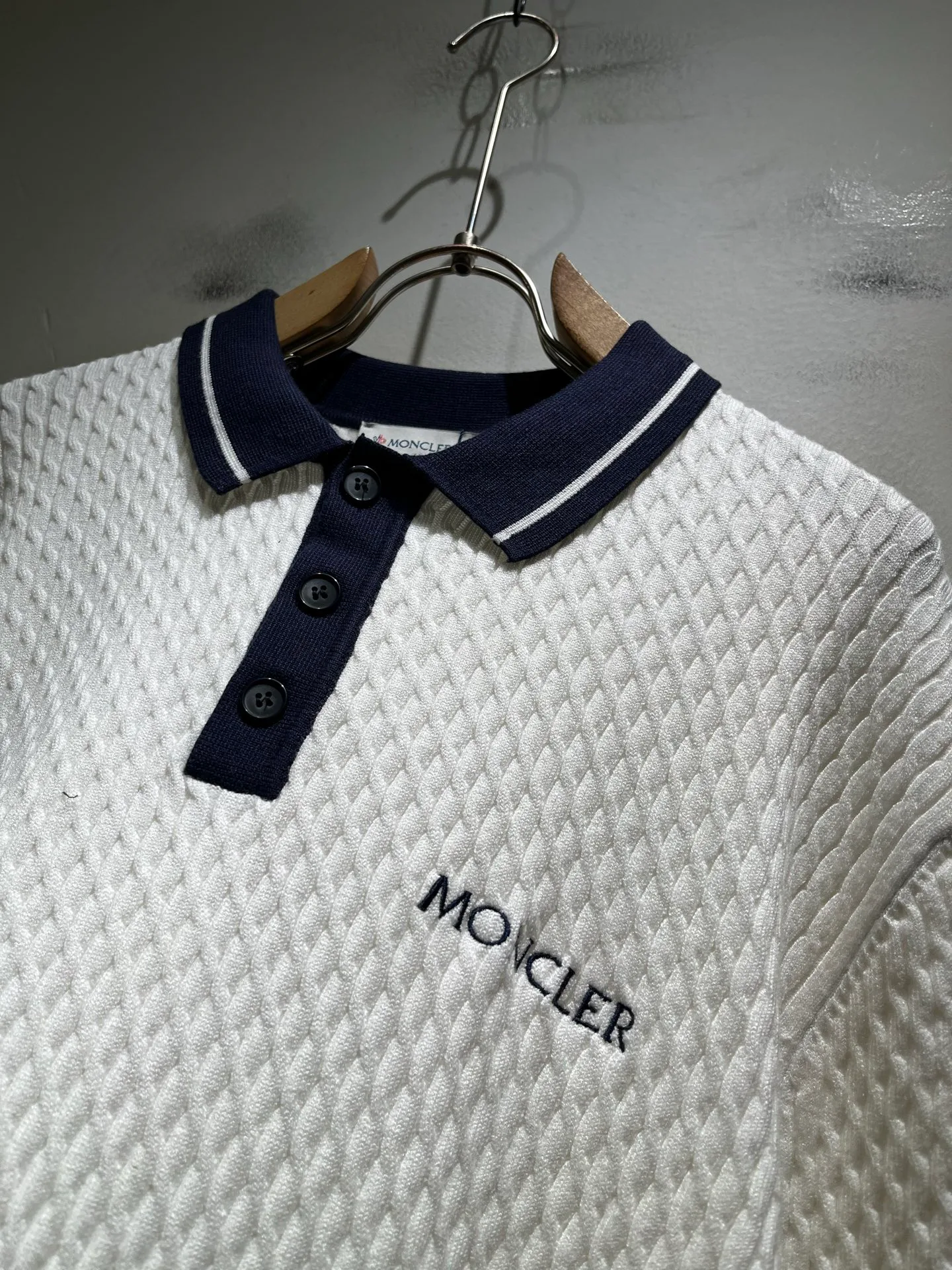 Men's Jumpers And Sweaters MONCLER 18343271