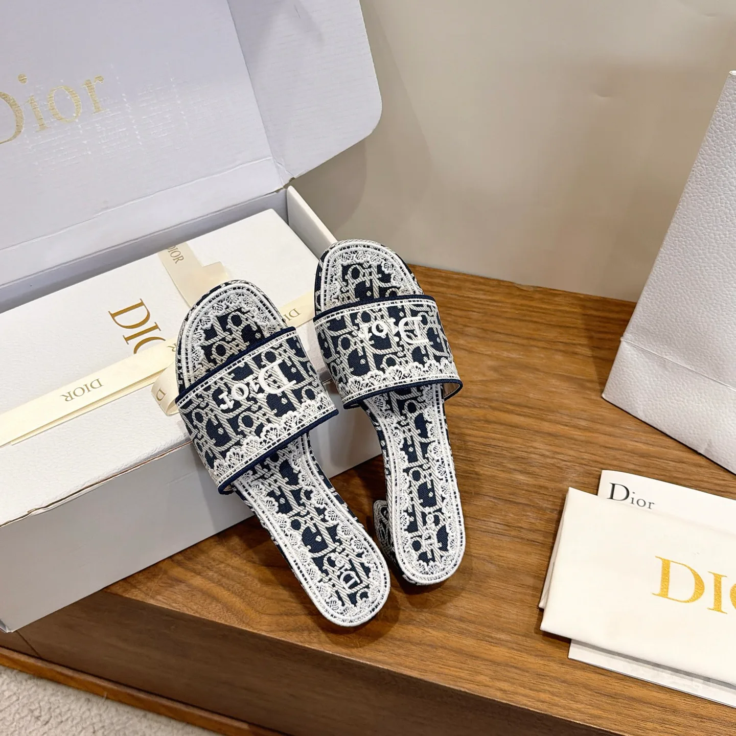 Women's Flip-Flops CHRISTIAN DIOR 17449438