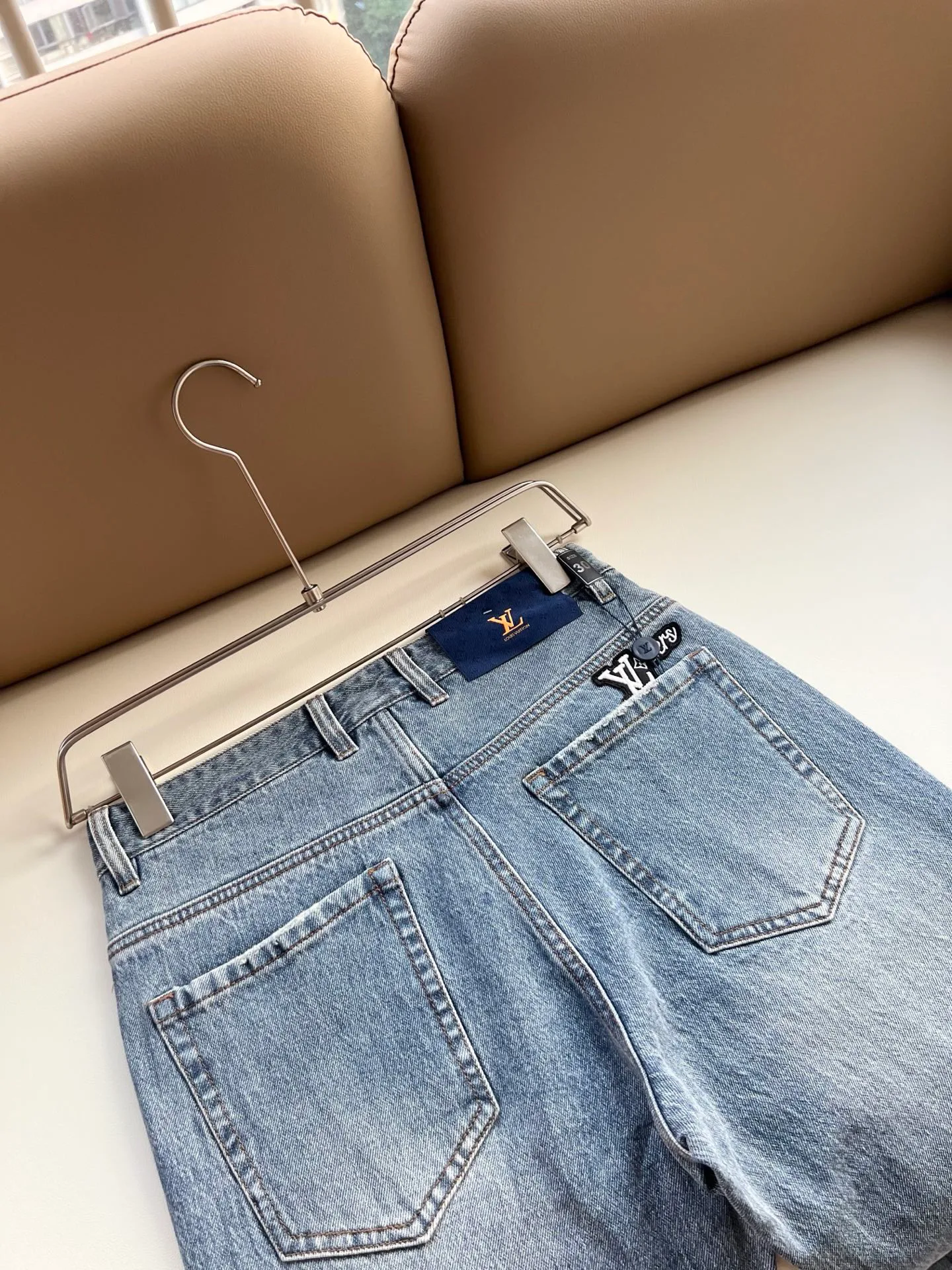 Men's Jeans LOUIS VUITTON 18495623
