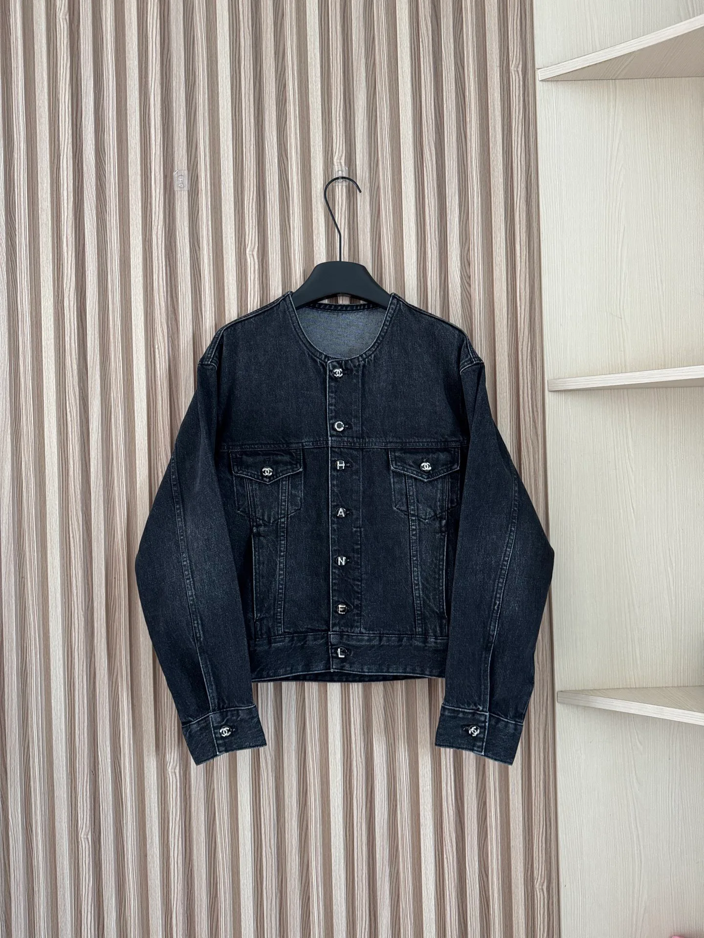 Women's Jackets And Down Jackets CHANEL 18174607