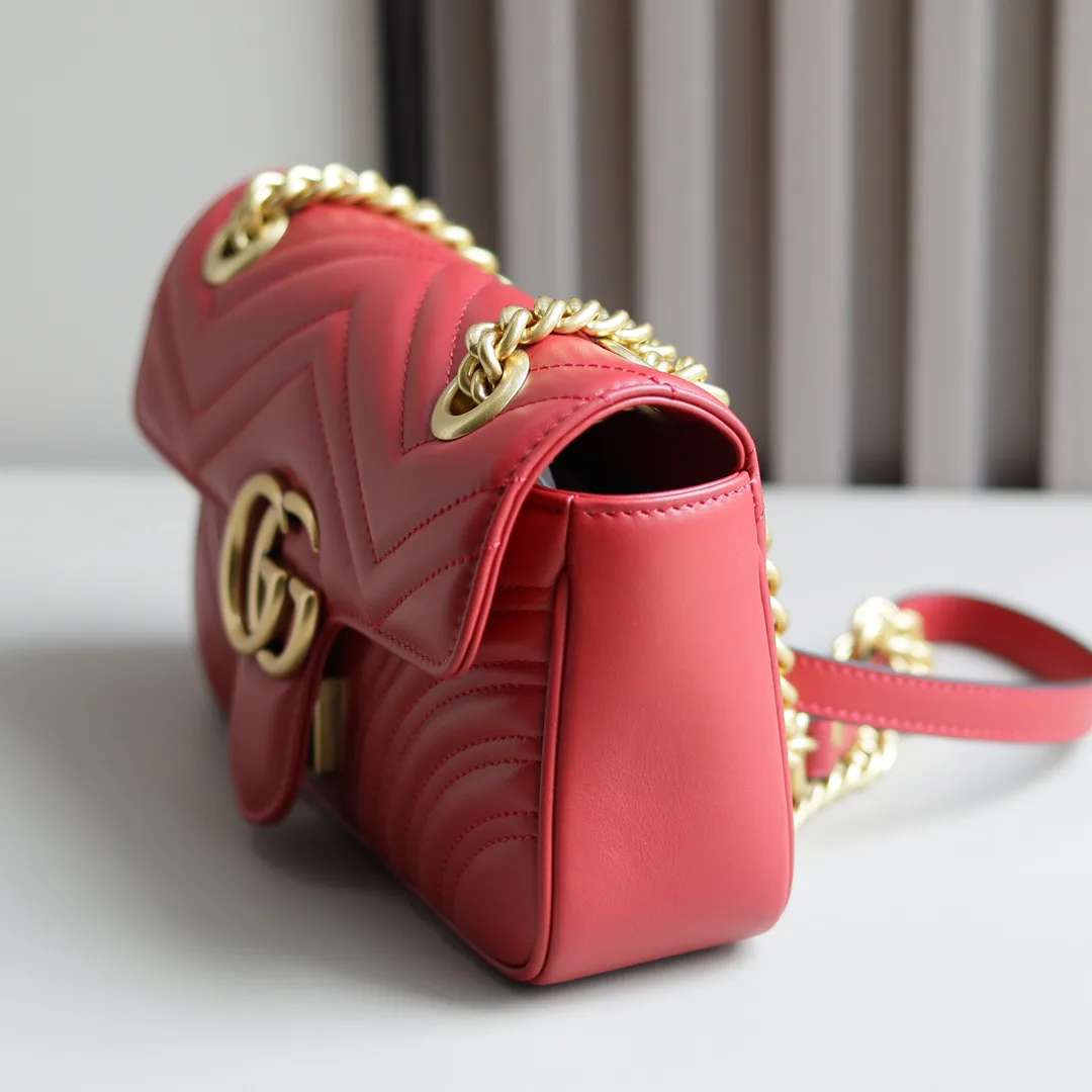 Women's Classic Handbags GUCCI 17947979