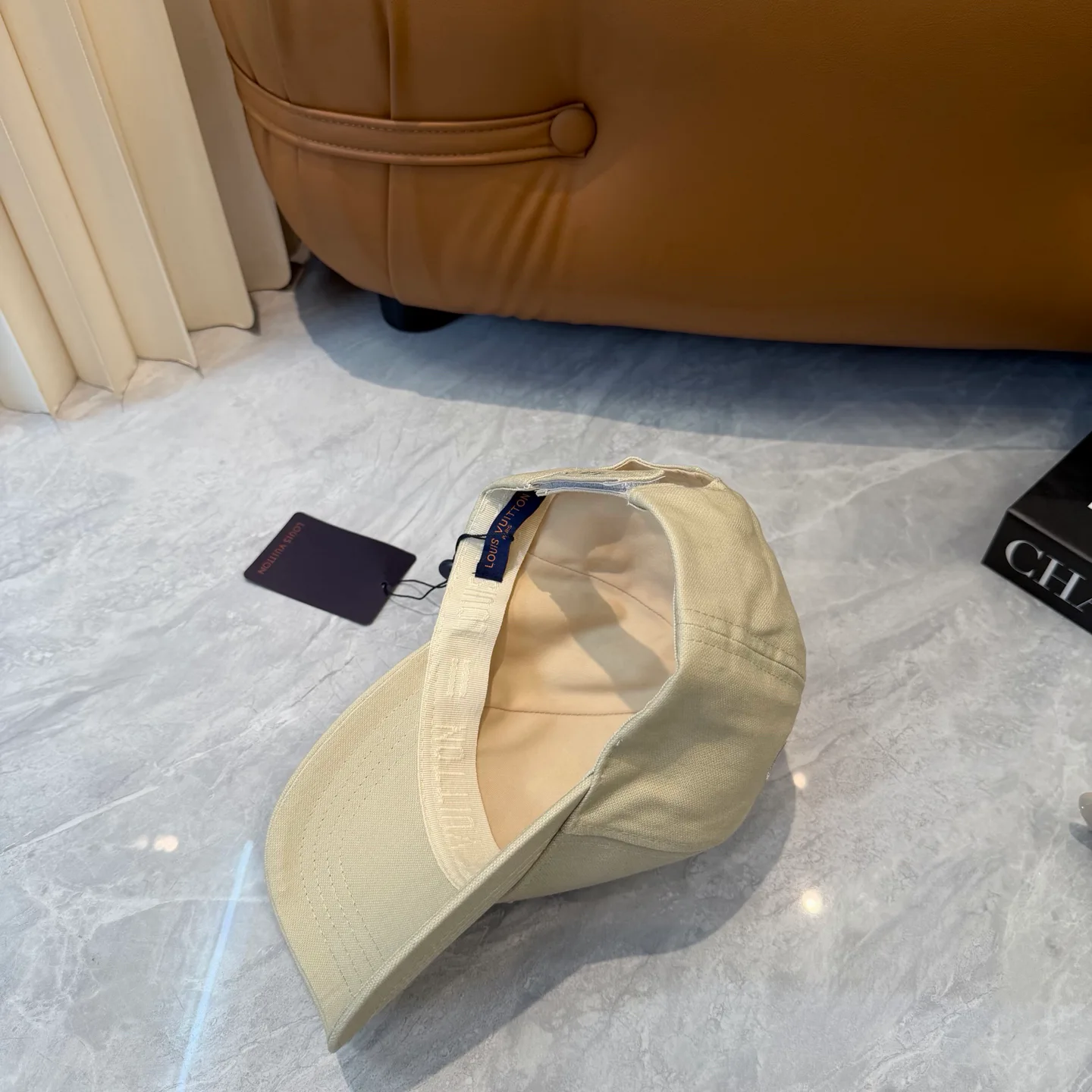 Hats LOUIS VUITTON 17467589