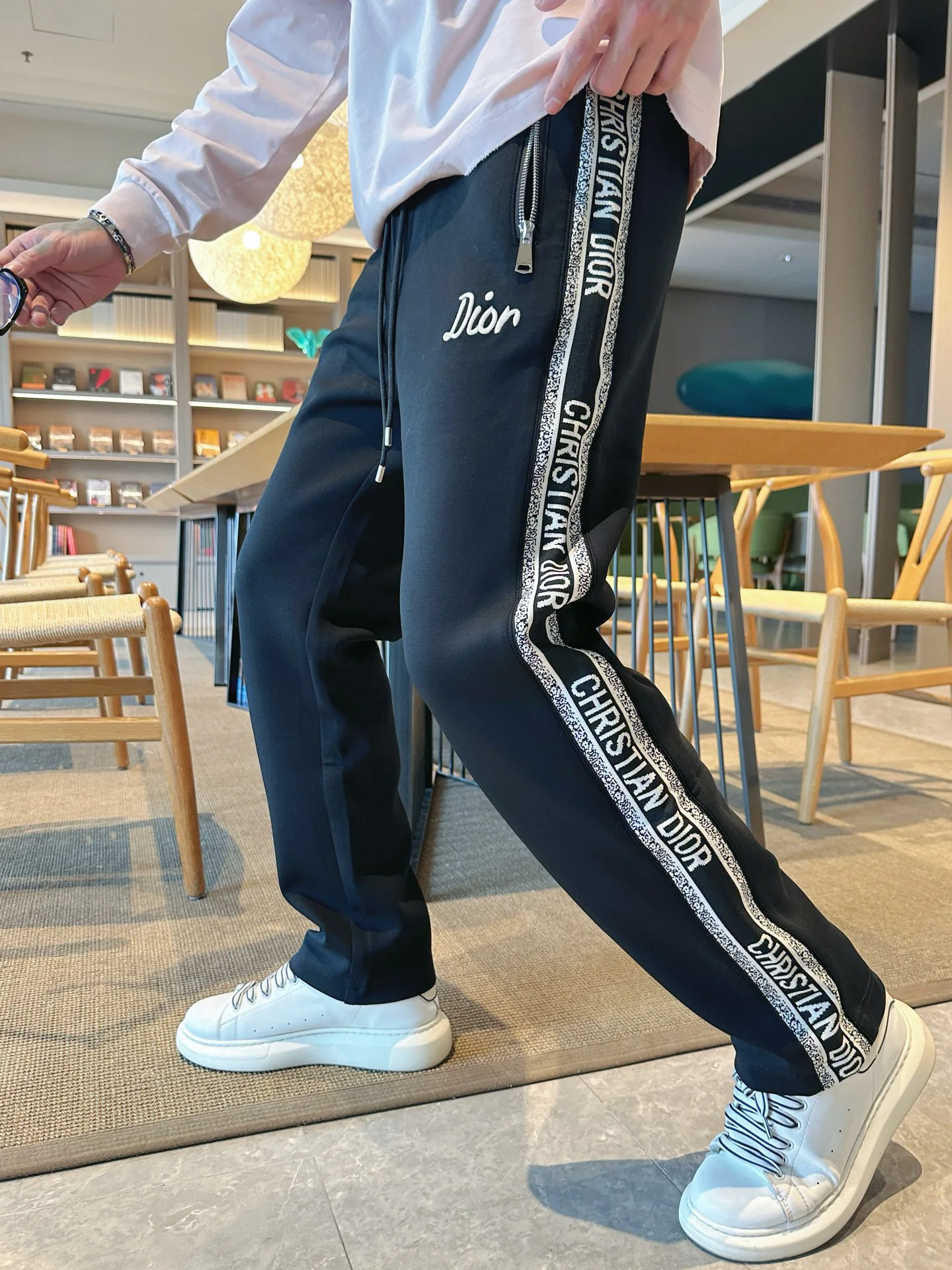 Men's Trousers CHRISTIAN DIOR 18345736