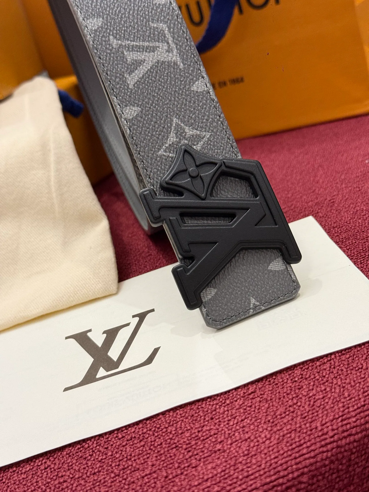Belts LOUIS VUITTON 18262495