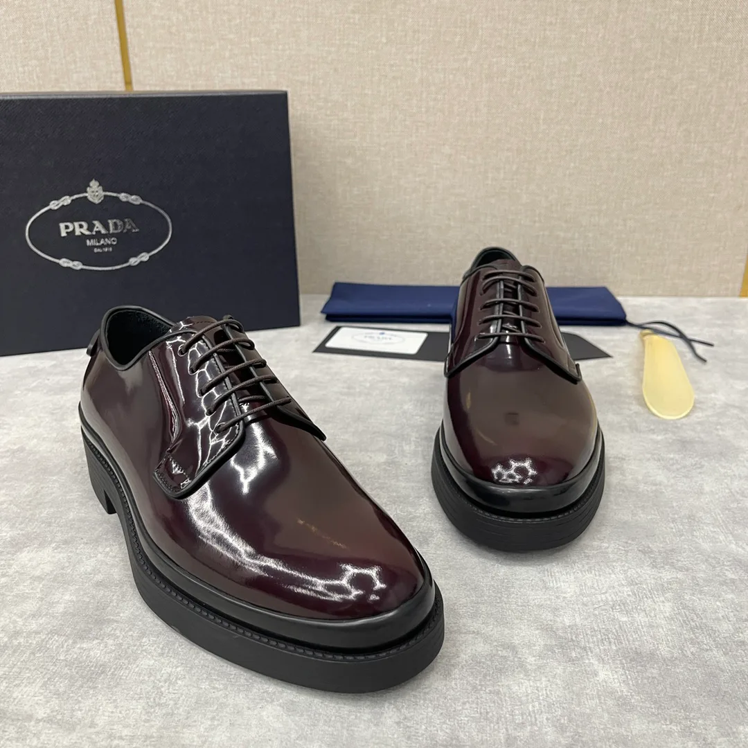 Men's Loafers And Dress Shoes PRADA 18397550