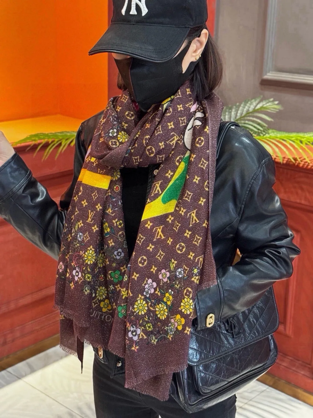 Scarves LOUIS VUITTON 18322186