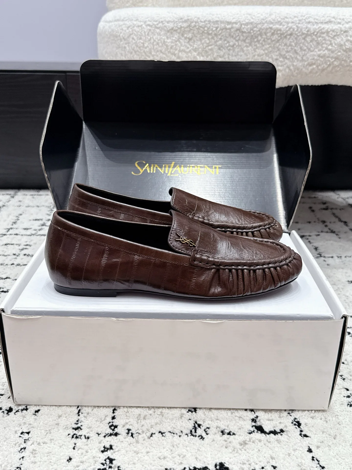 Women's Loafers And Moccasins SAINT LAURENT 17355733