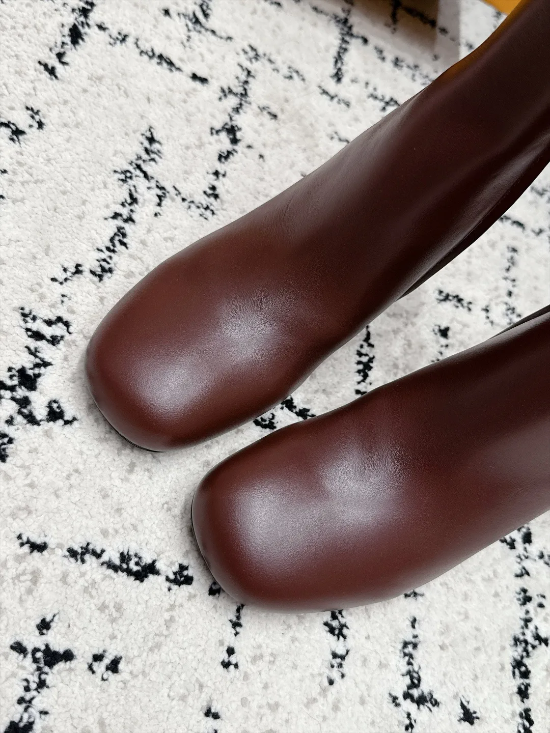 Women's Booties LOUIS VUITTON 18454419