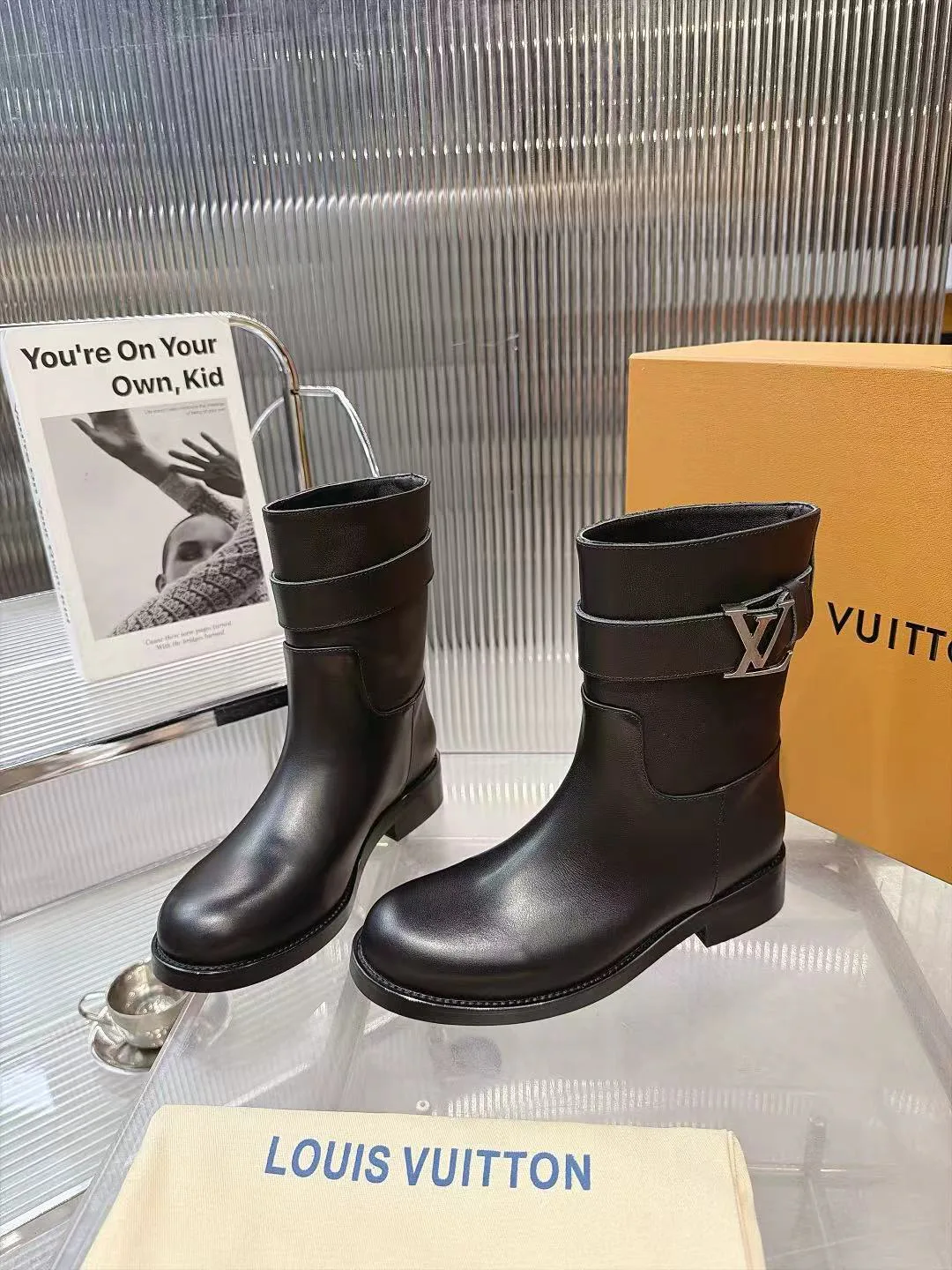 Women's Ankle Boots LOUIS VUITTON 17926089