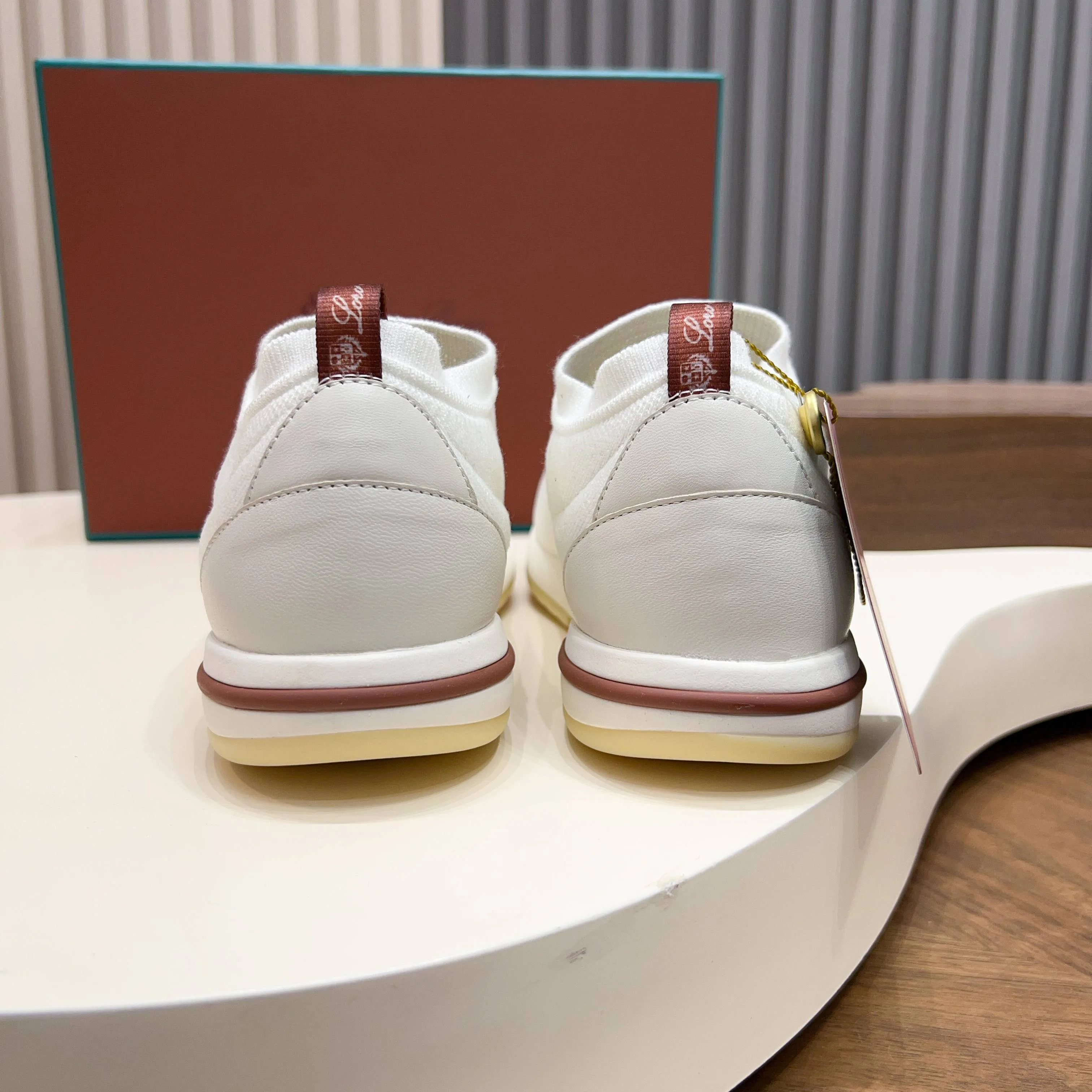 Men's Sneakers LORO PIANA 18250742