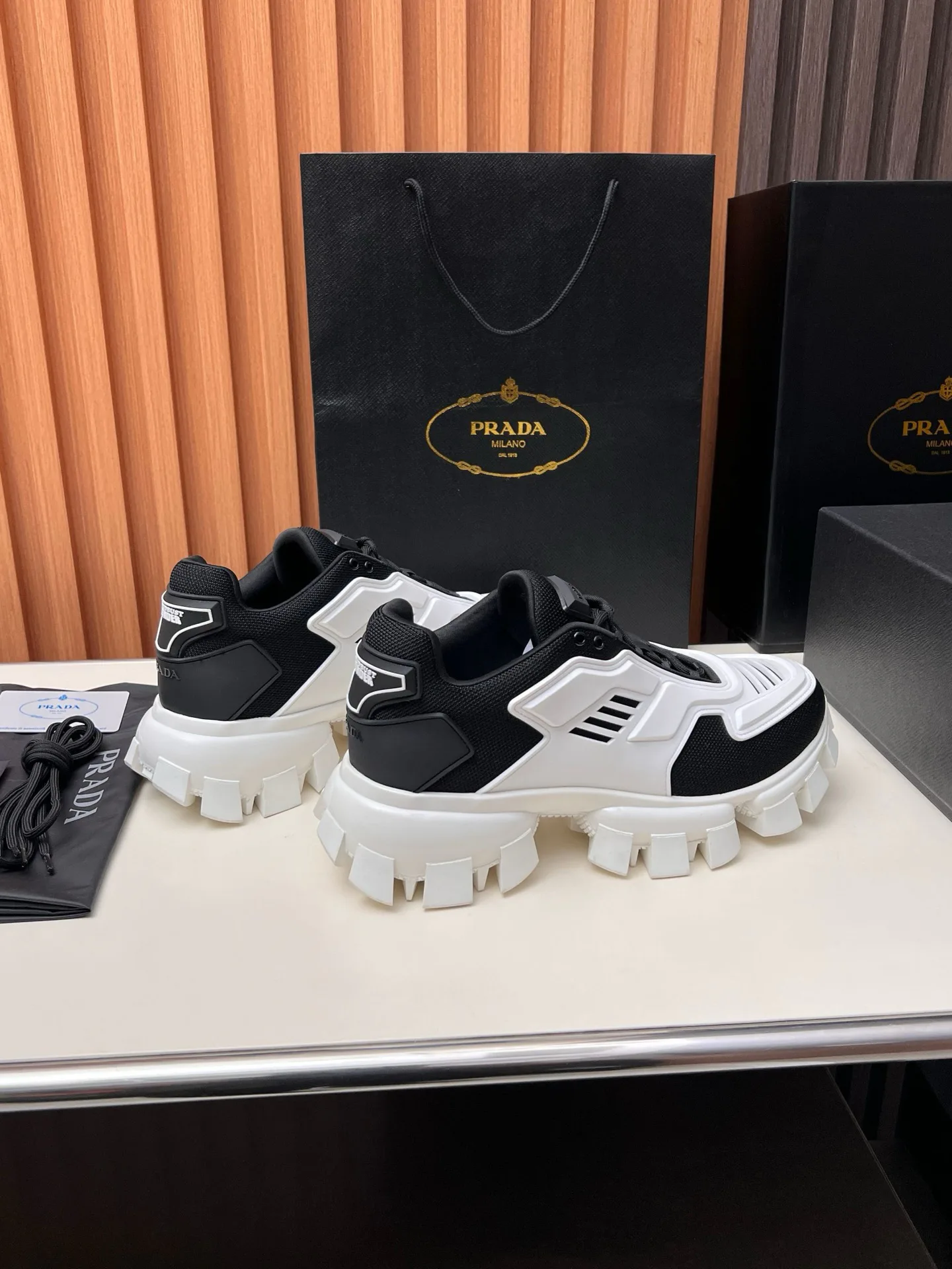 Women's Sneakers PRADA 17955143