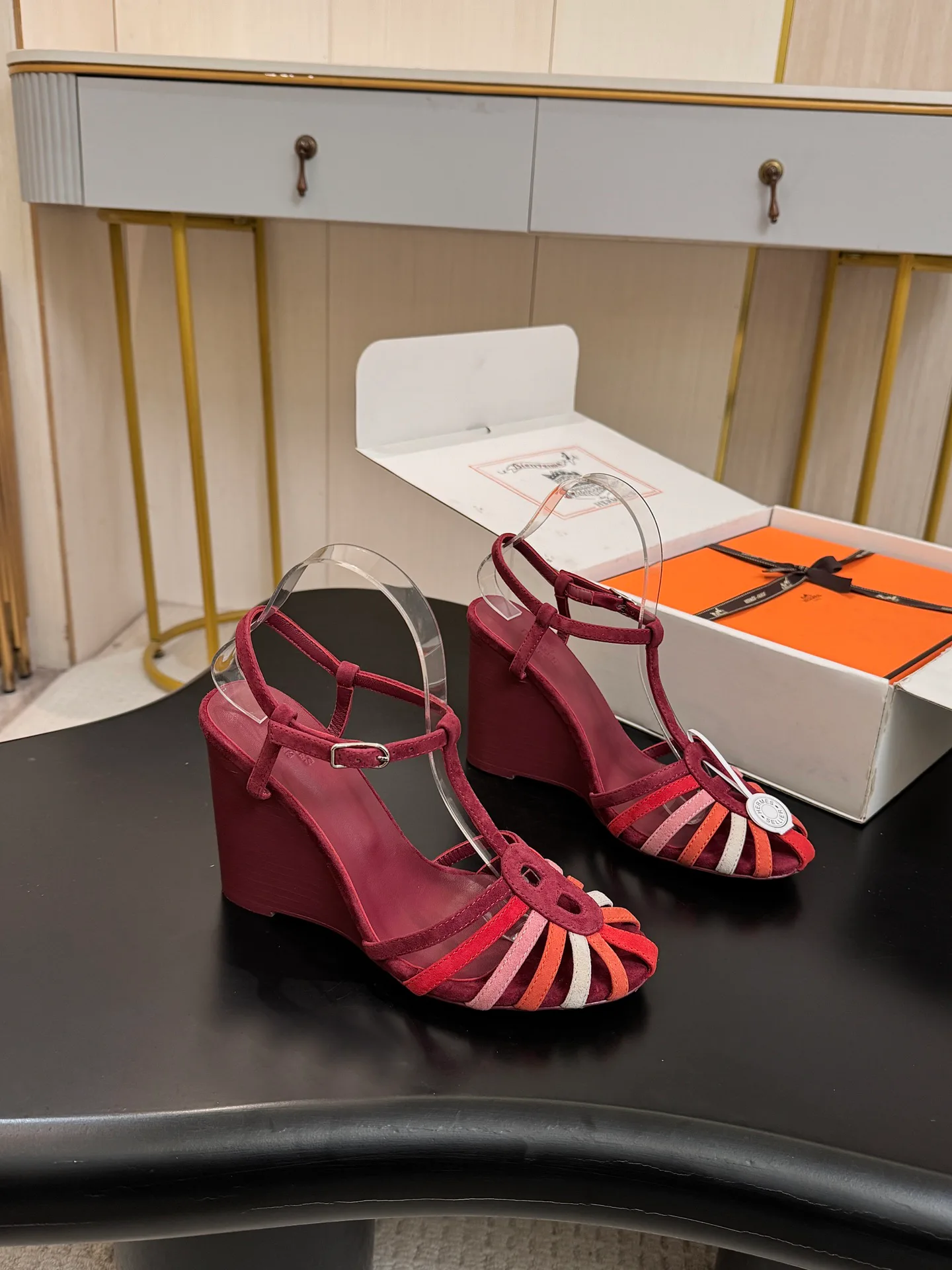 Women's Open-Toe Sandals HERMES 18103839