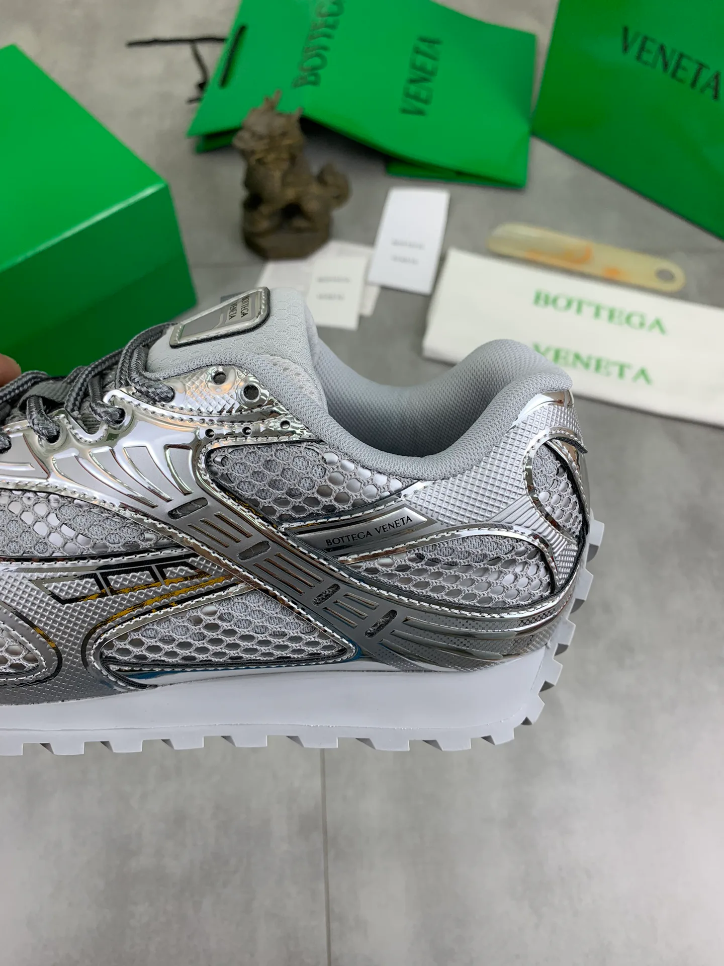 Women's Sneakers BOTTEGA VENETA 18365181
