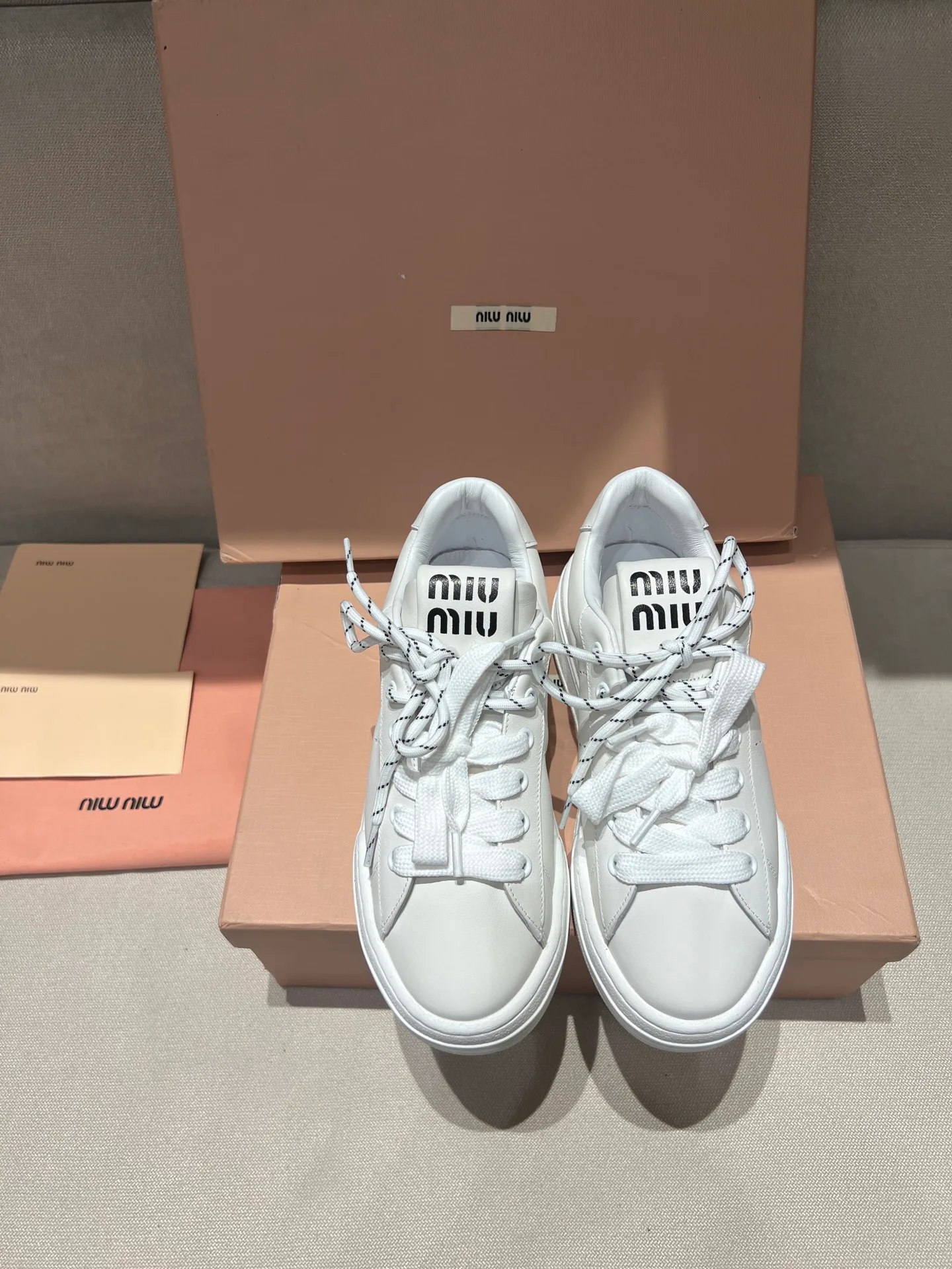 Women's Sneakers MIU MIU 18020221