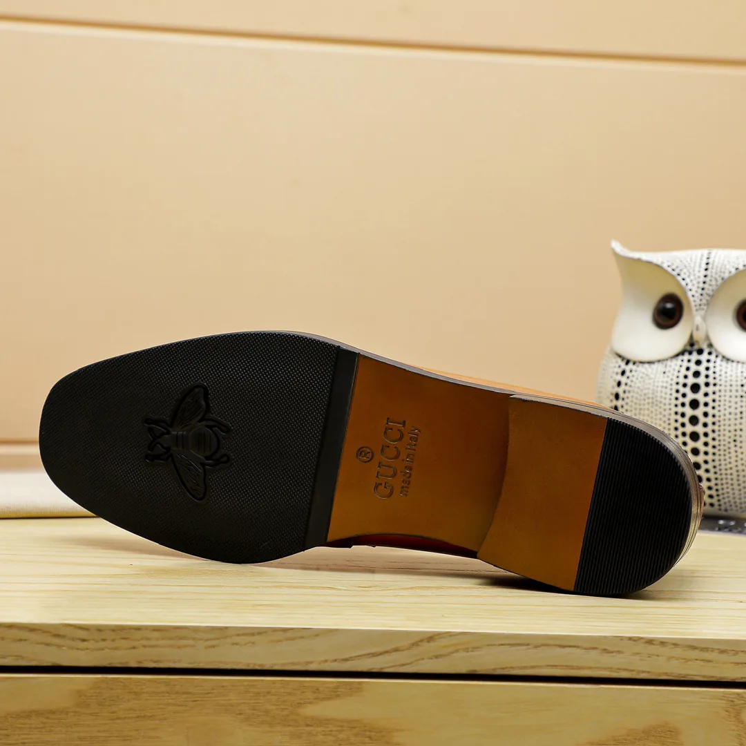 Men's Loafers And Dress Shoes GUCCI 17569200