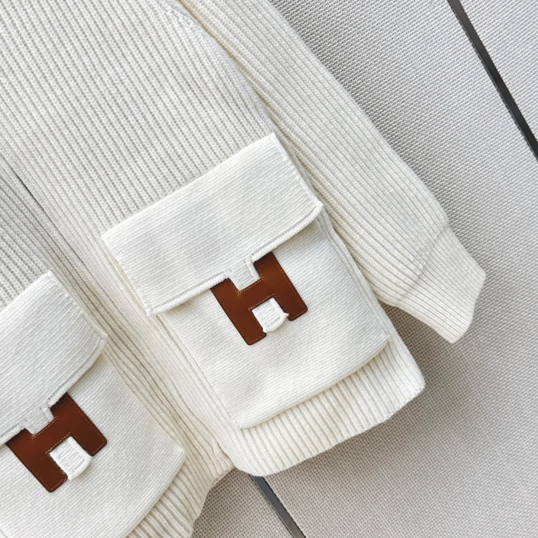 Women's Jumpers And Sweaters HERMES 18012453