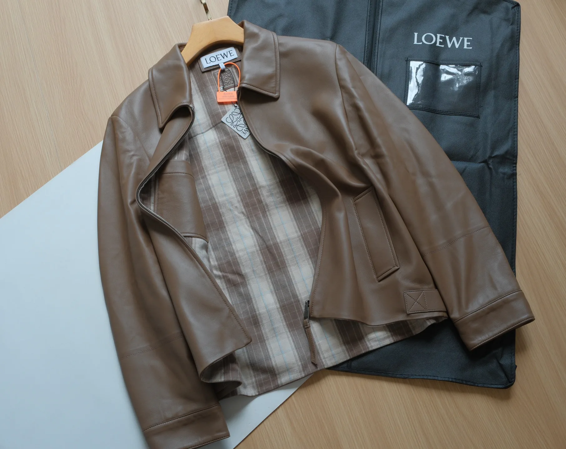 Women's Leather Jackets And Sheepskin Coats LOEWE 17918757