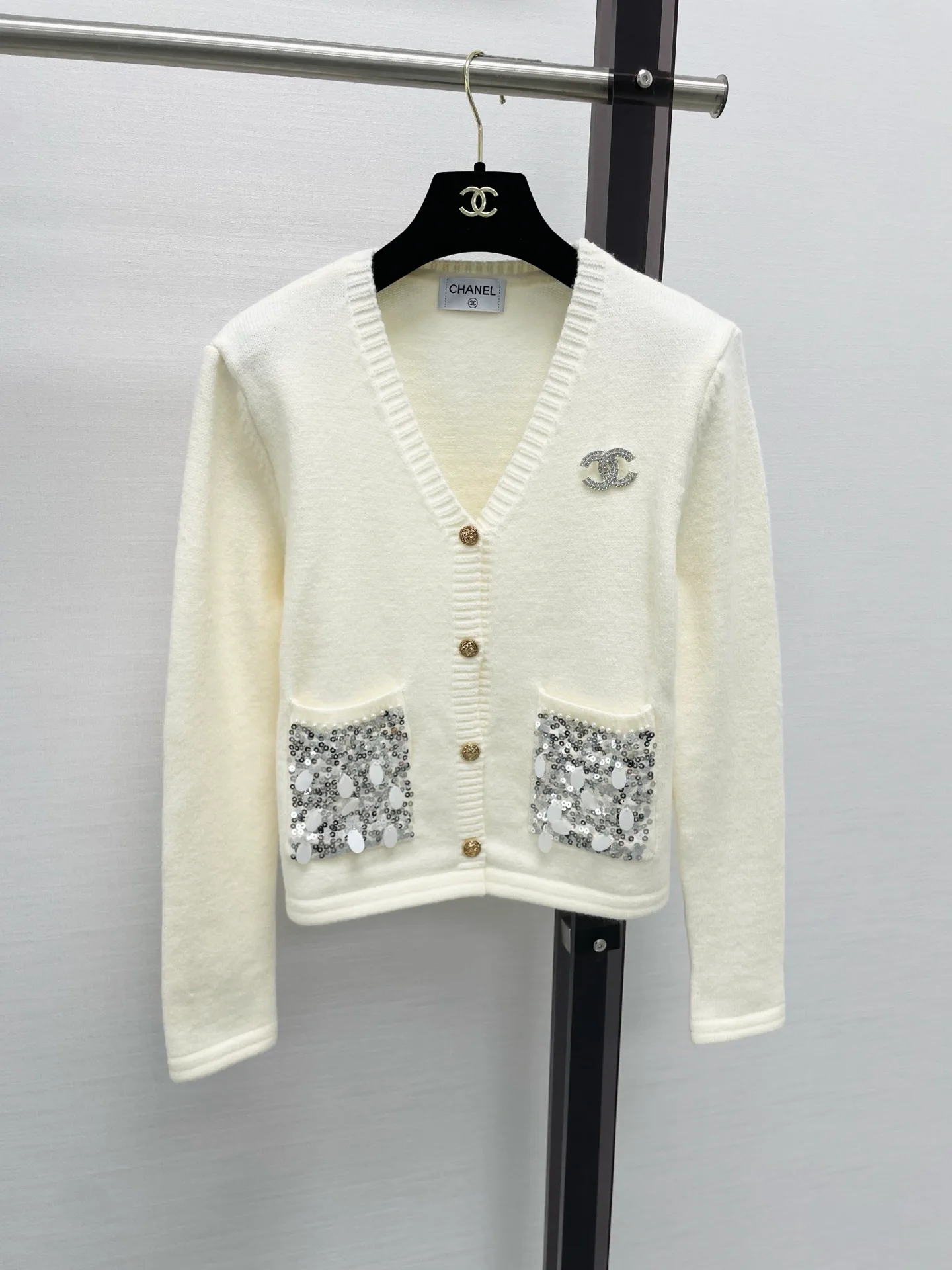 Women's Jumpers And Sweaters CHANEL 18138007