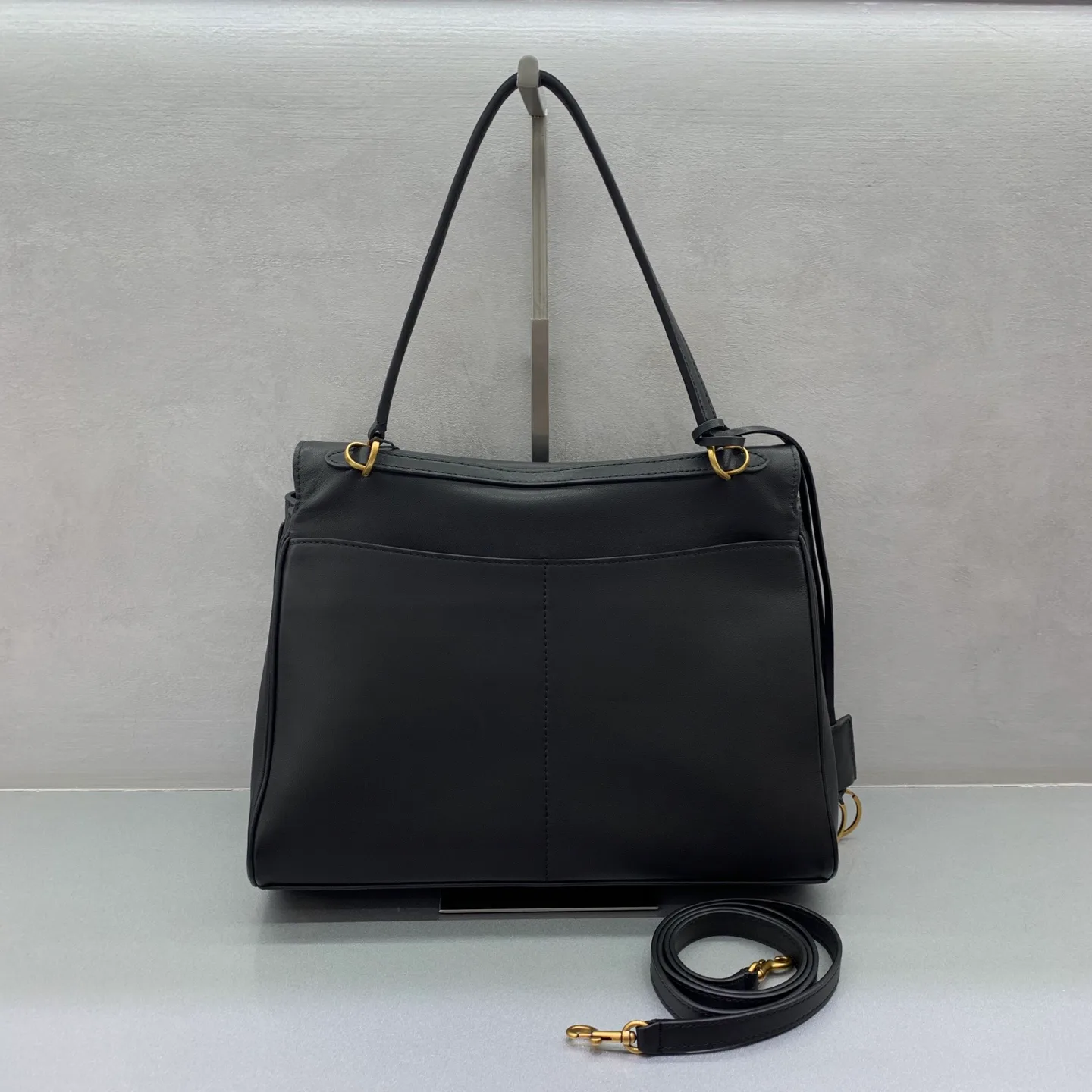 Women's Classic Handbags BALENCIAGA 18136460