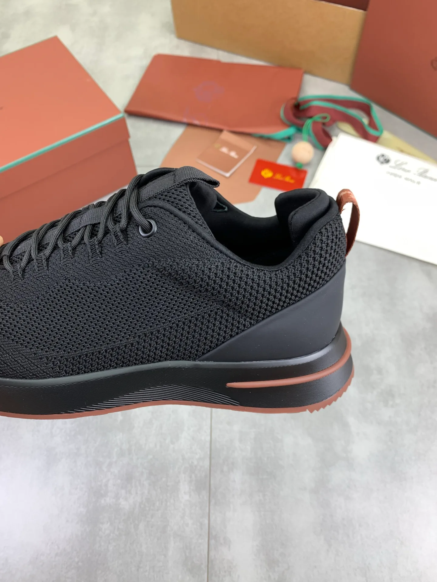 Men's Sneakers LORO PIANA 18365201