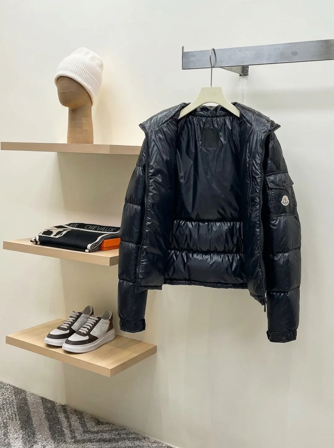 Куртки И Пуховики Мужские Moncler 18596624