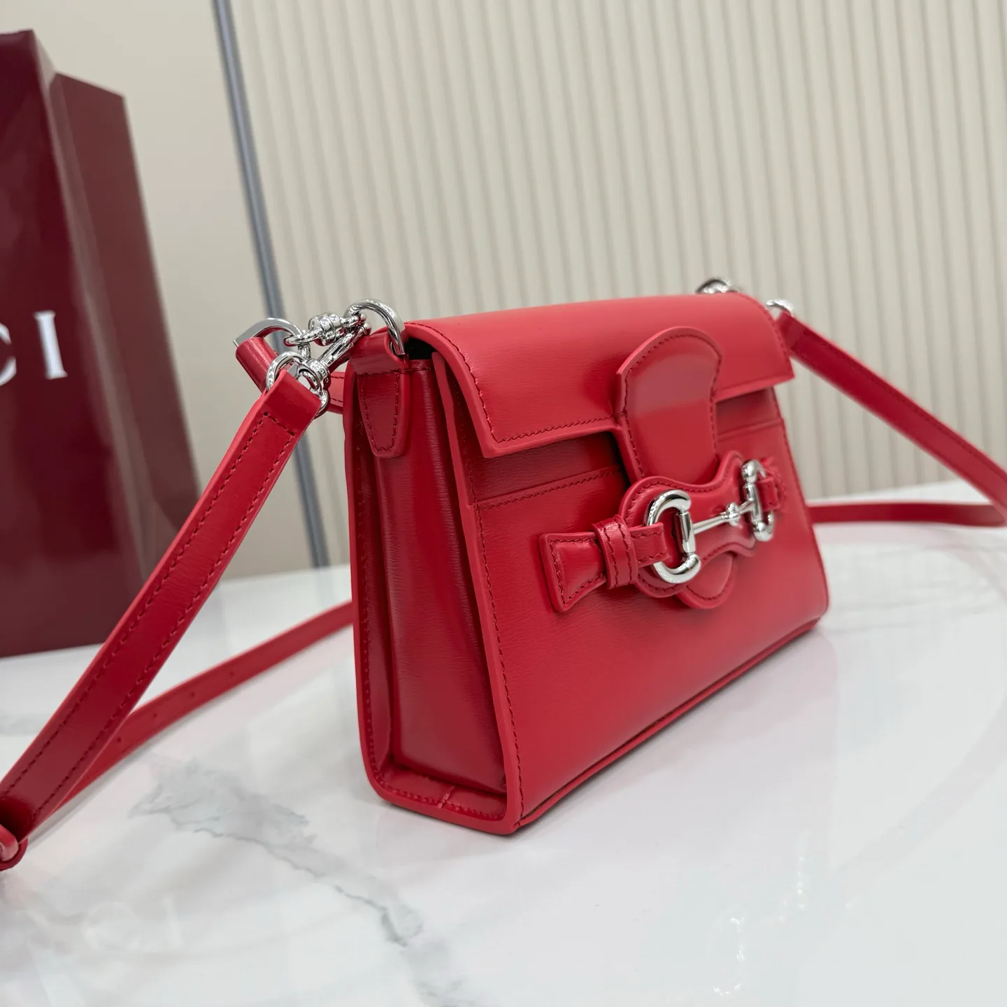 Women's Classic Handbags GUCCI 17947732