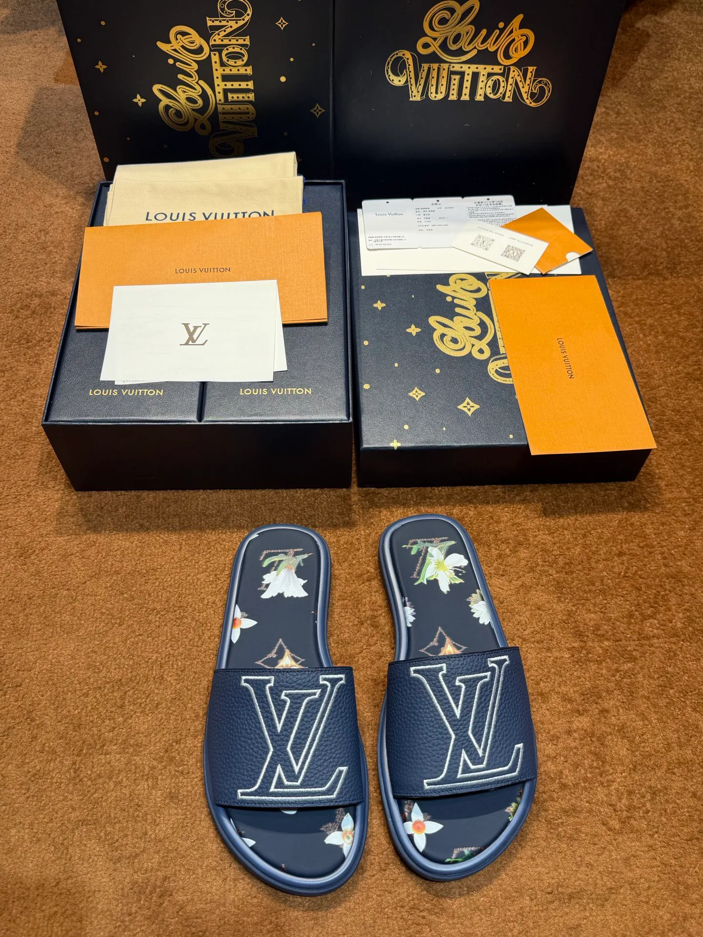 Women's Flip-Flops LOUIS VUITTON 17059503
