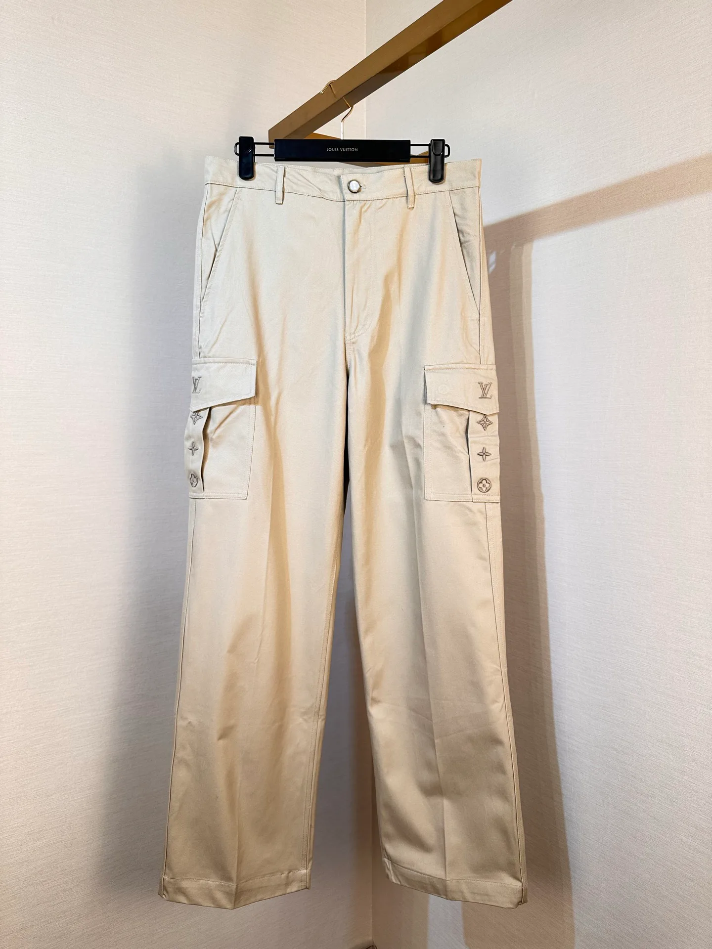 Men's Trousers LOUIS VUITTON 17975427