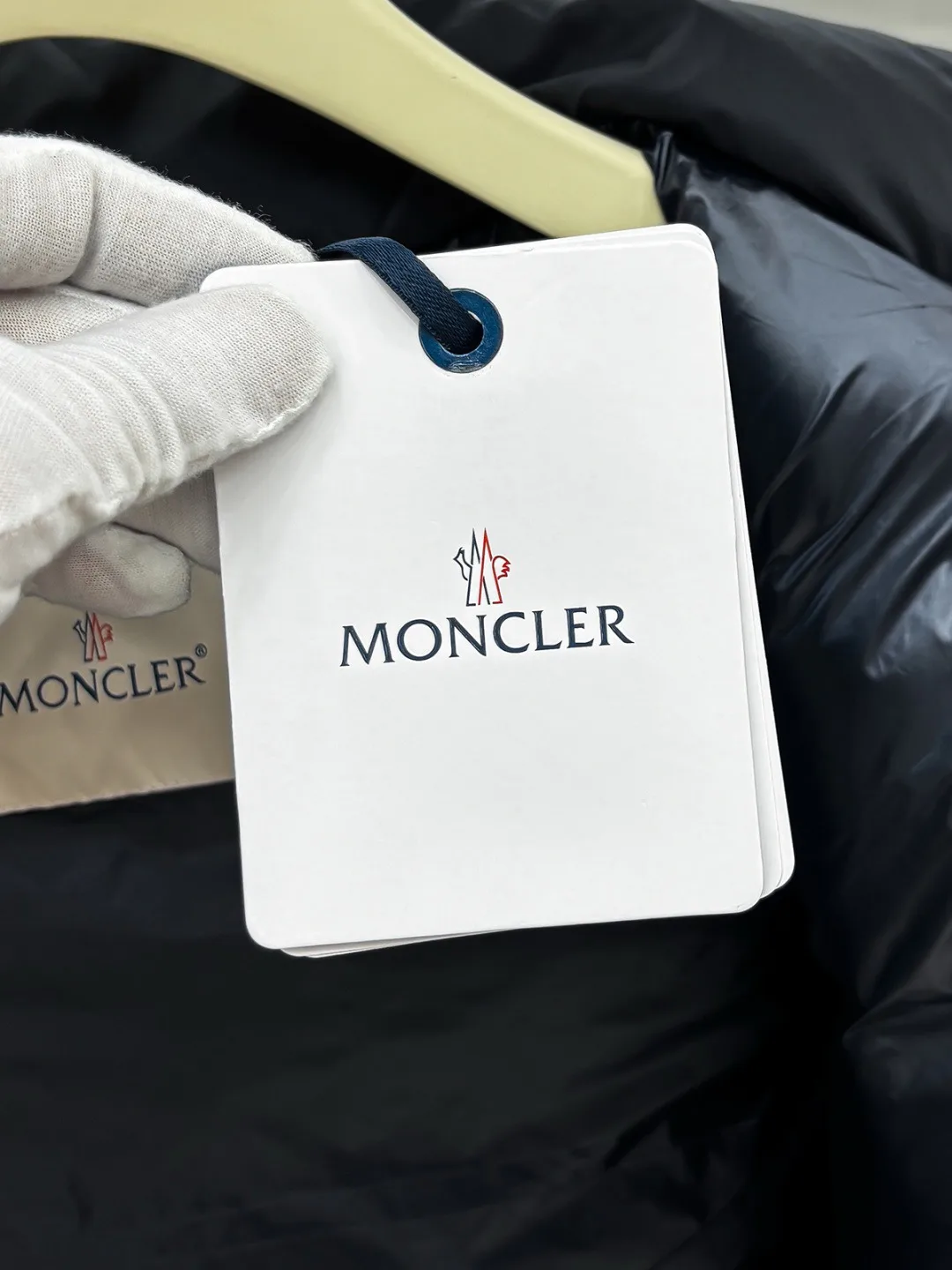 Жилеты Мужские Moncler 18596629