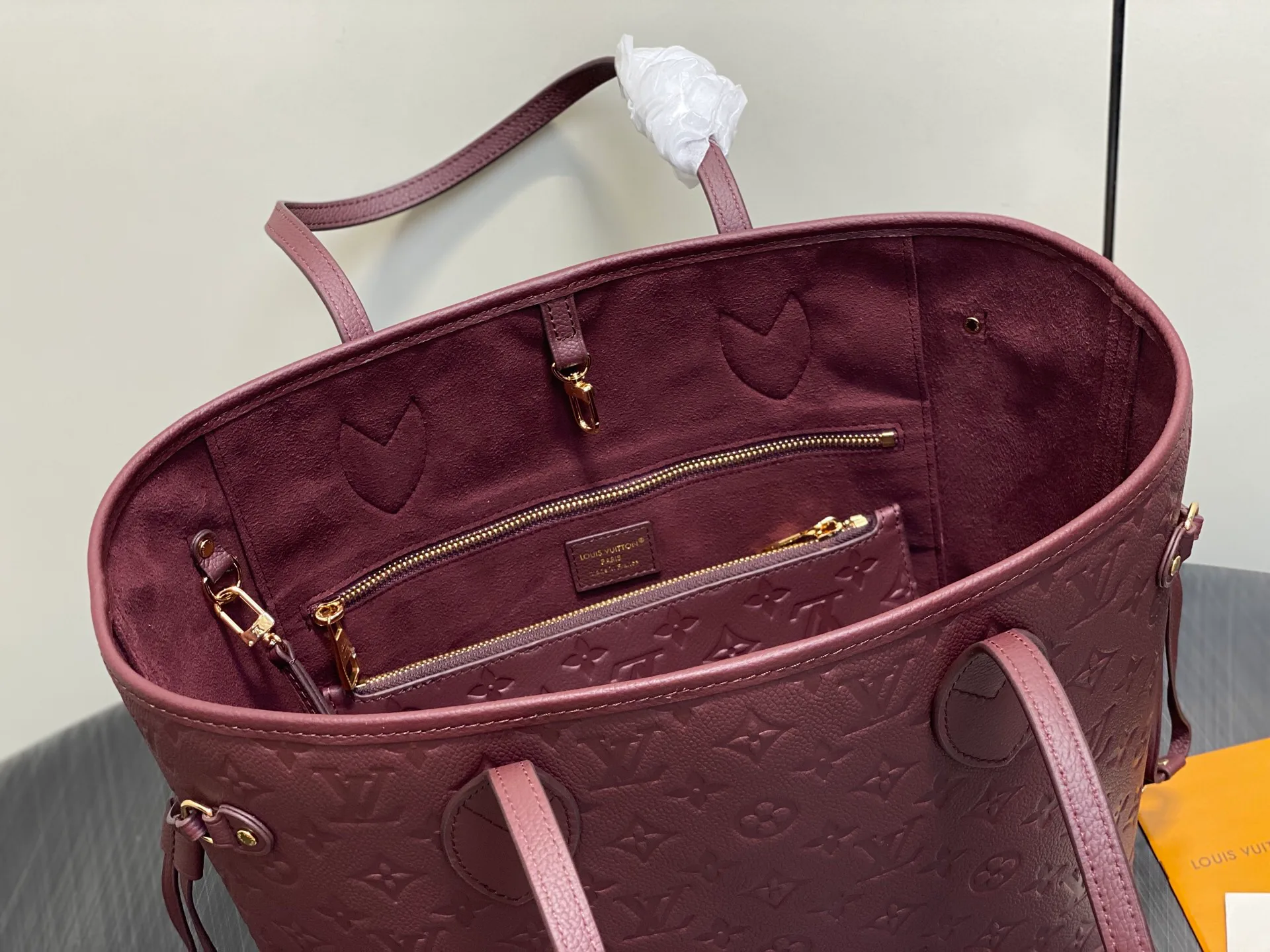 Women's Classic Handbags LOUIS VUITTON 18240299