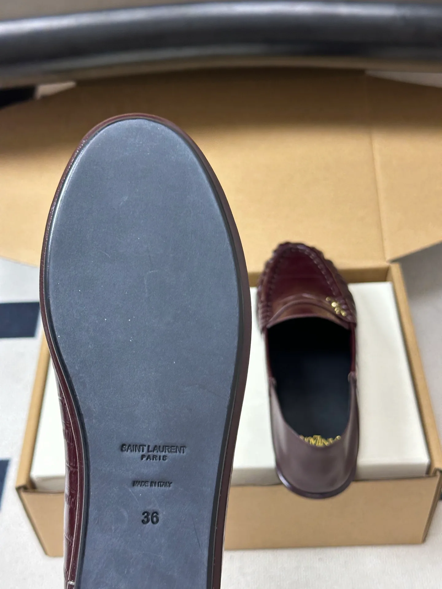 Women's Loafers And Moccasins SAINT LAURENT 18049118