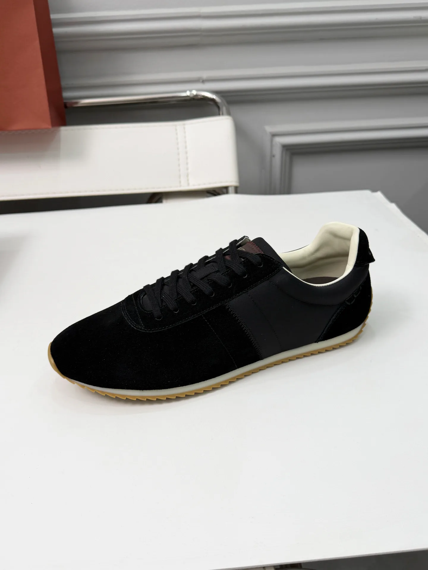Women's Sneakers LORO PIANA 17467088