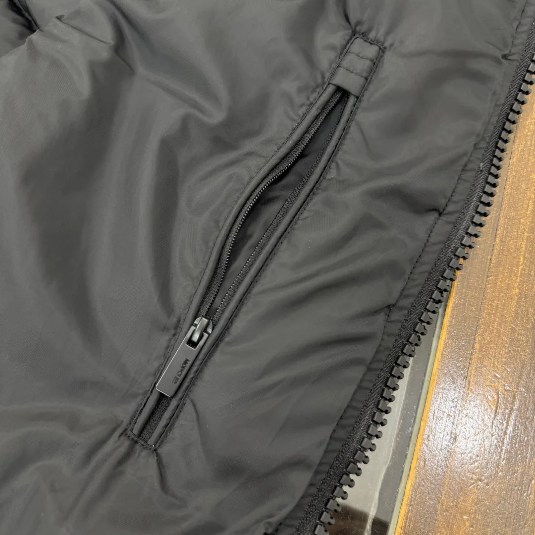 Men's Vests MONCLER 18001986