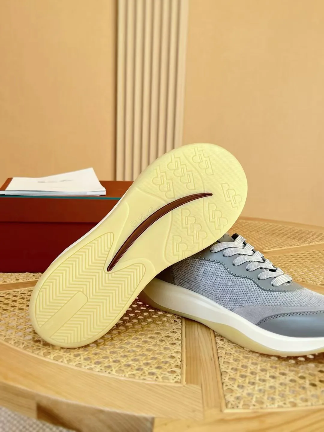 Men's Sneakers LORO PIANA 18382794