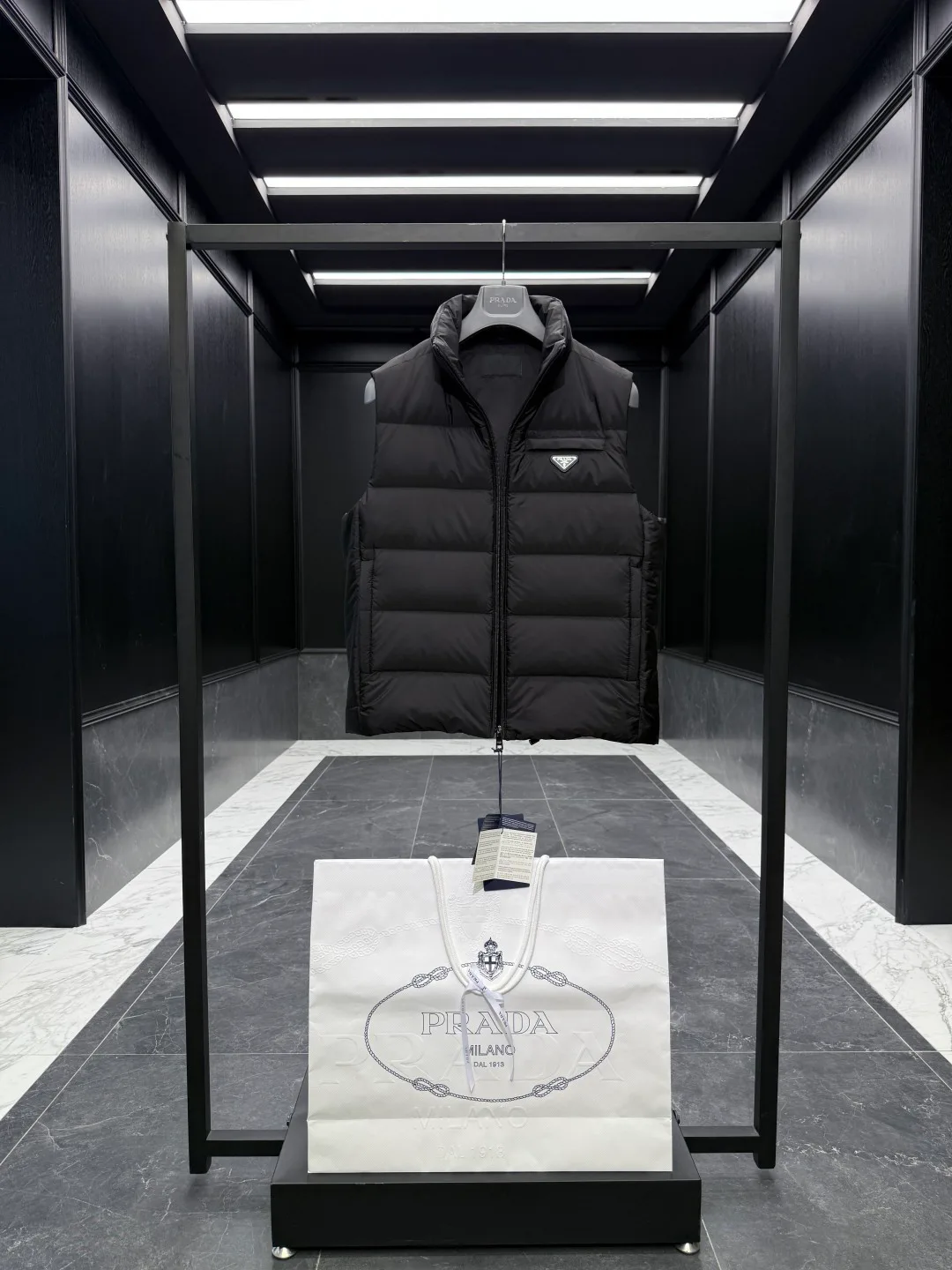 Жилеты Мужские Prada 18589899