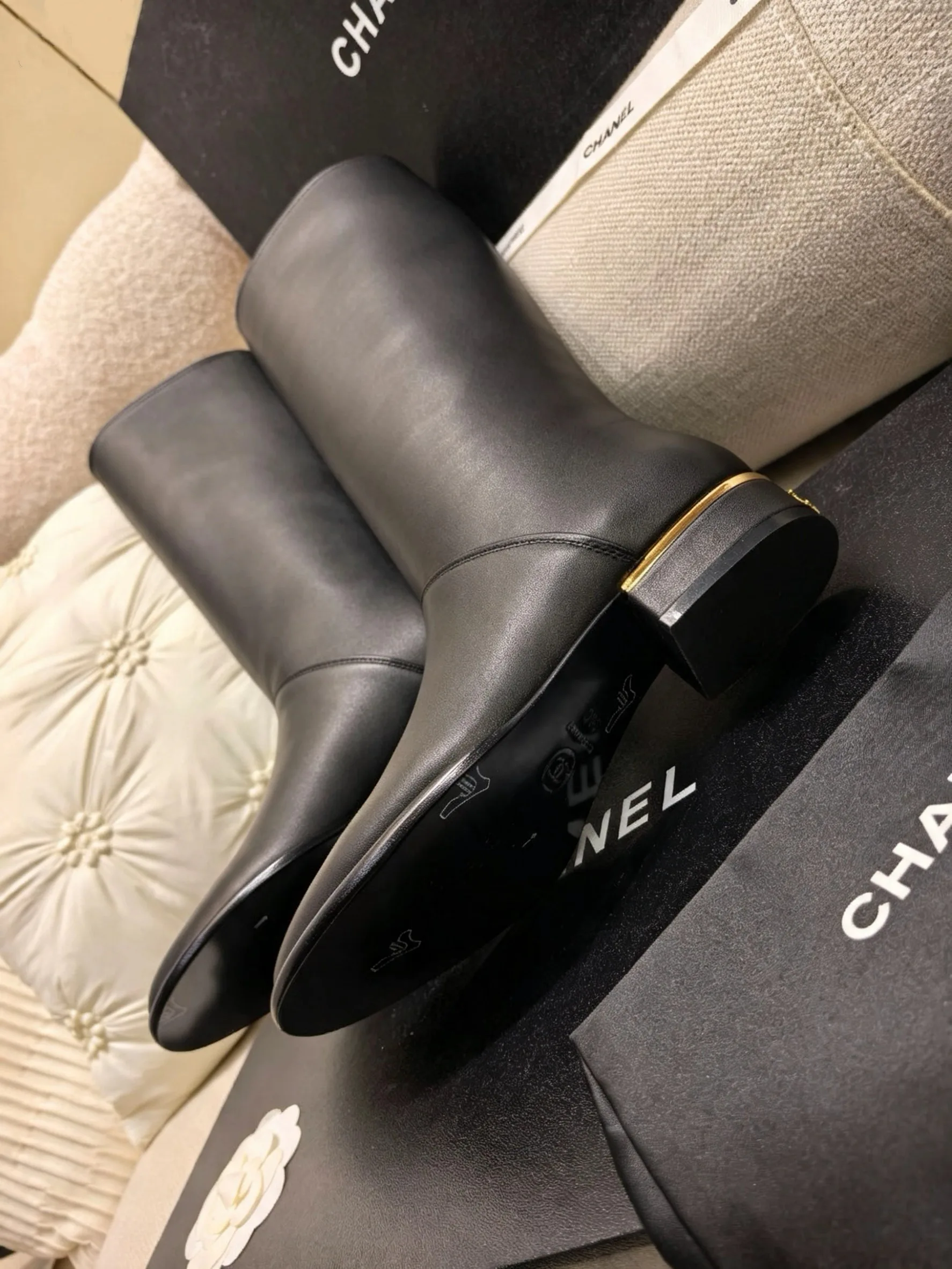 Women's Boots CHANEL 18477598