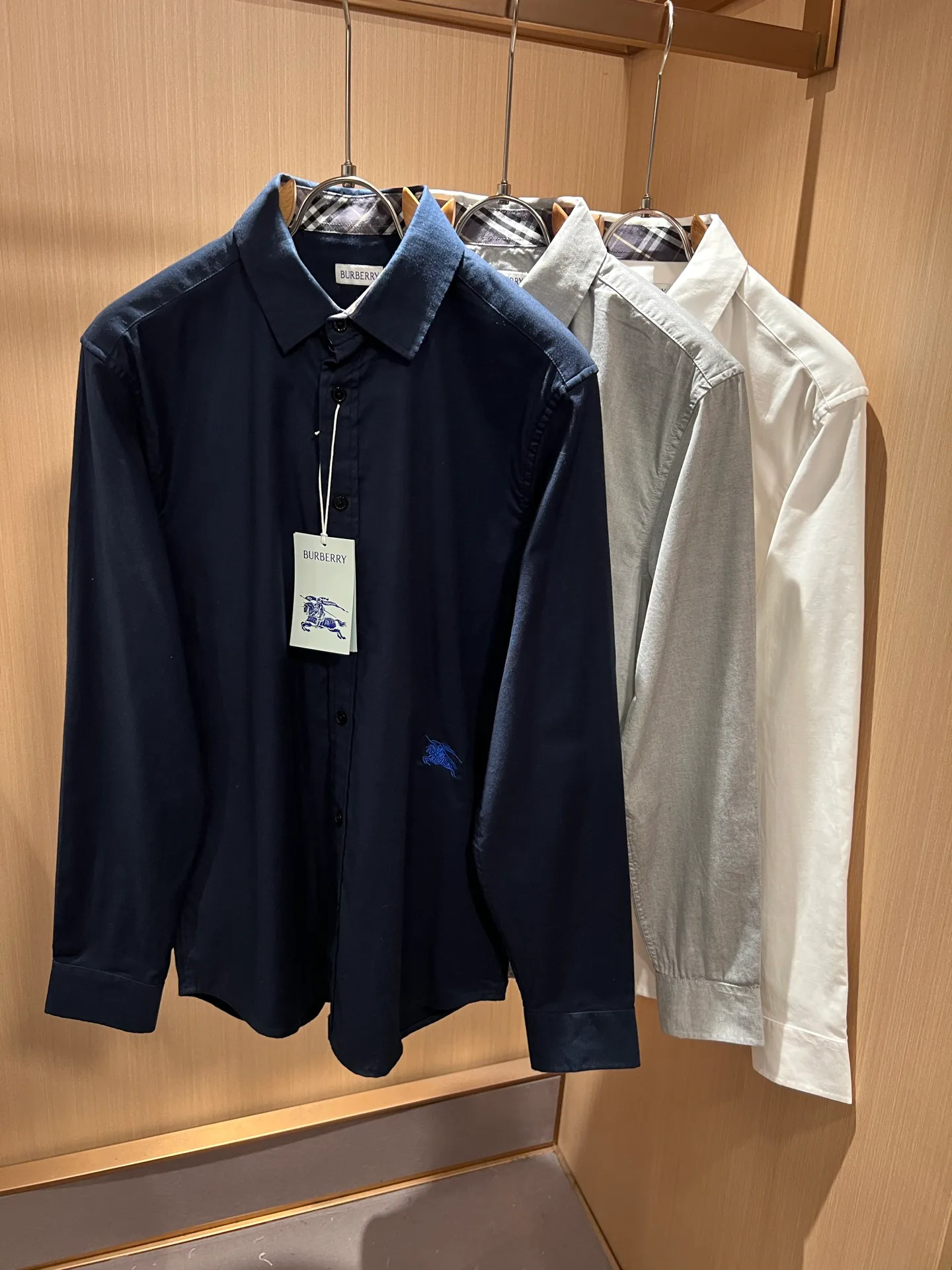 Men's Shirts BURBERRY 18395747