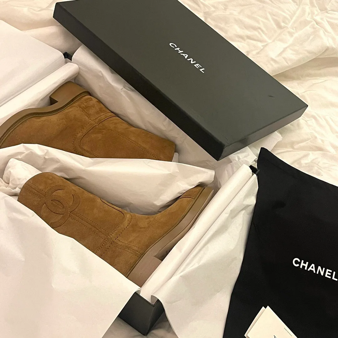 Women's Boots CHANEL 18198996