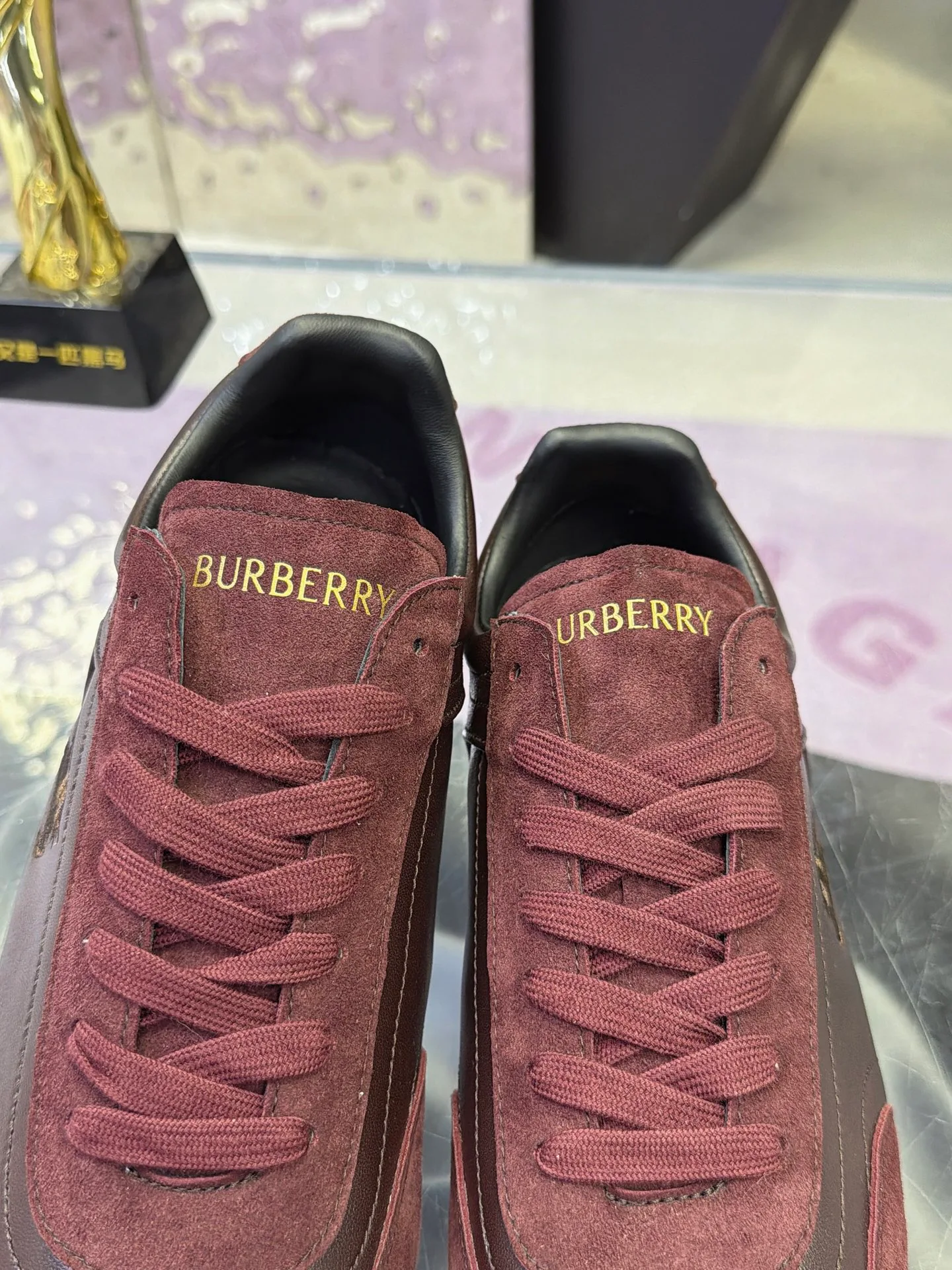Women's Sneakers BURBERRY 18025568