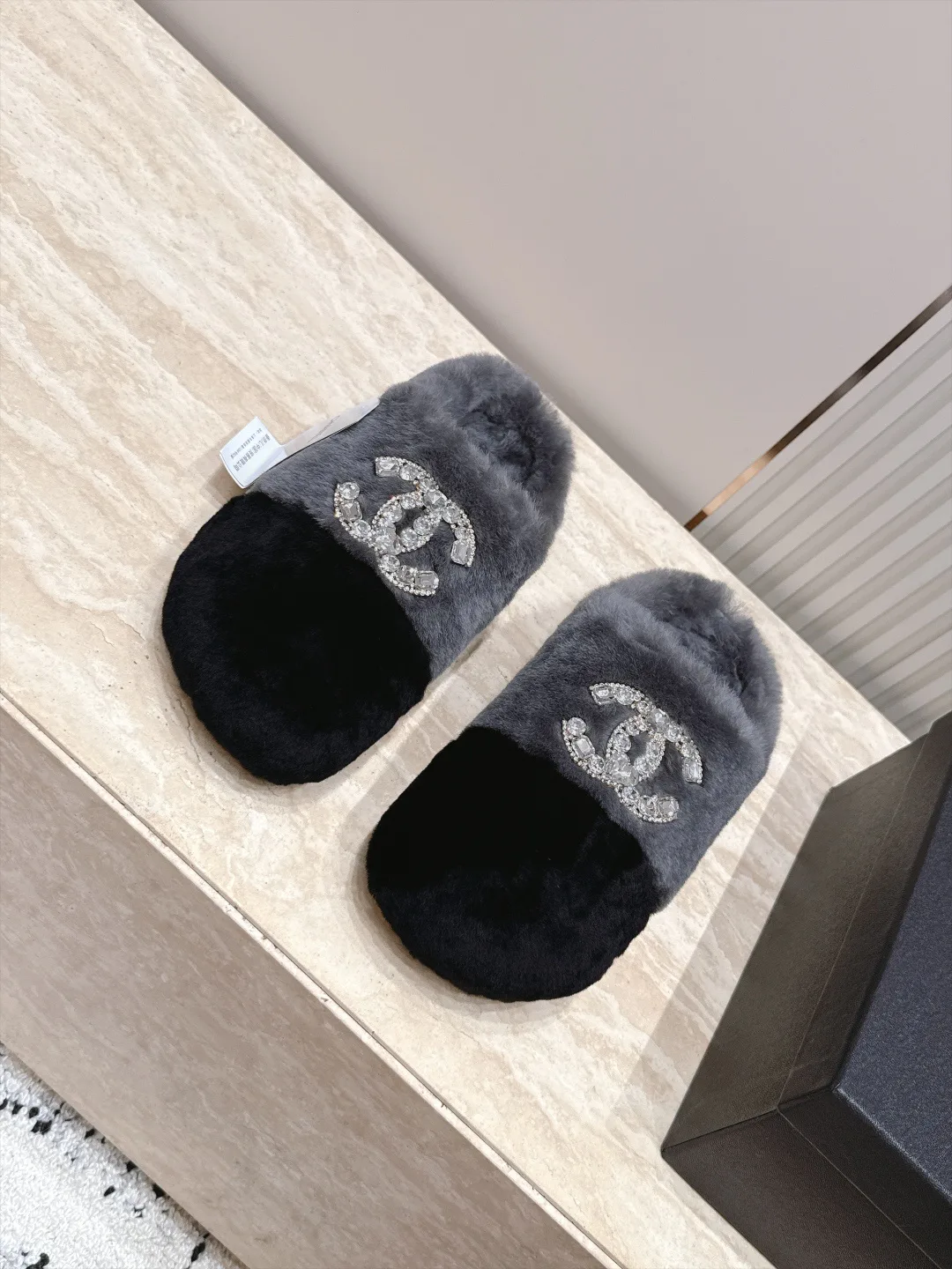 Women's Slippers CHANEL 18266279