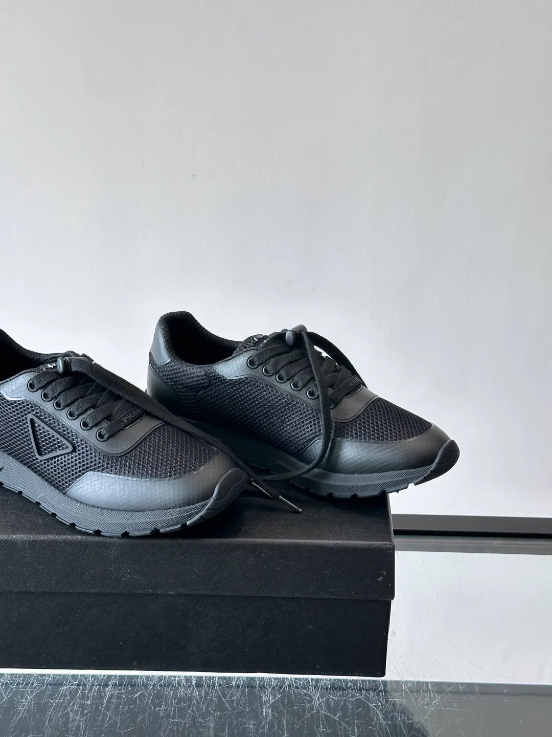 Men's Sneakers PRADA 17646152