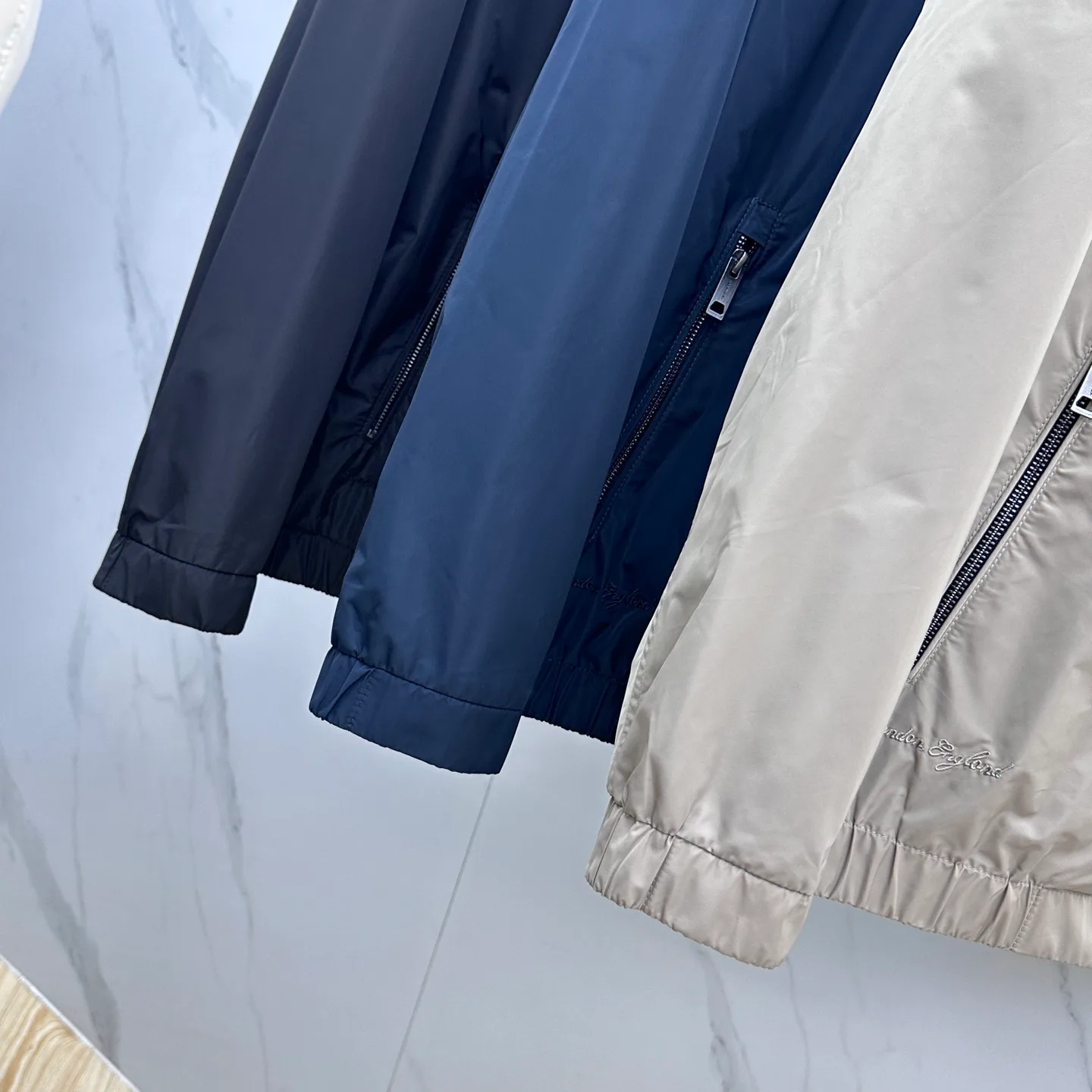 Men's Jackets And Down Jackets BURBERRY 18246780