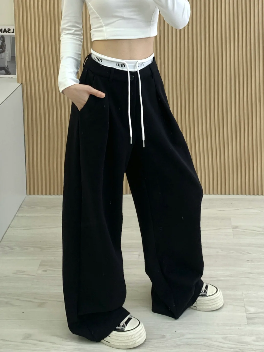 Women's Trousers MIU MIU 18199263