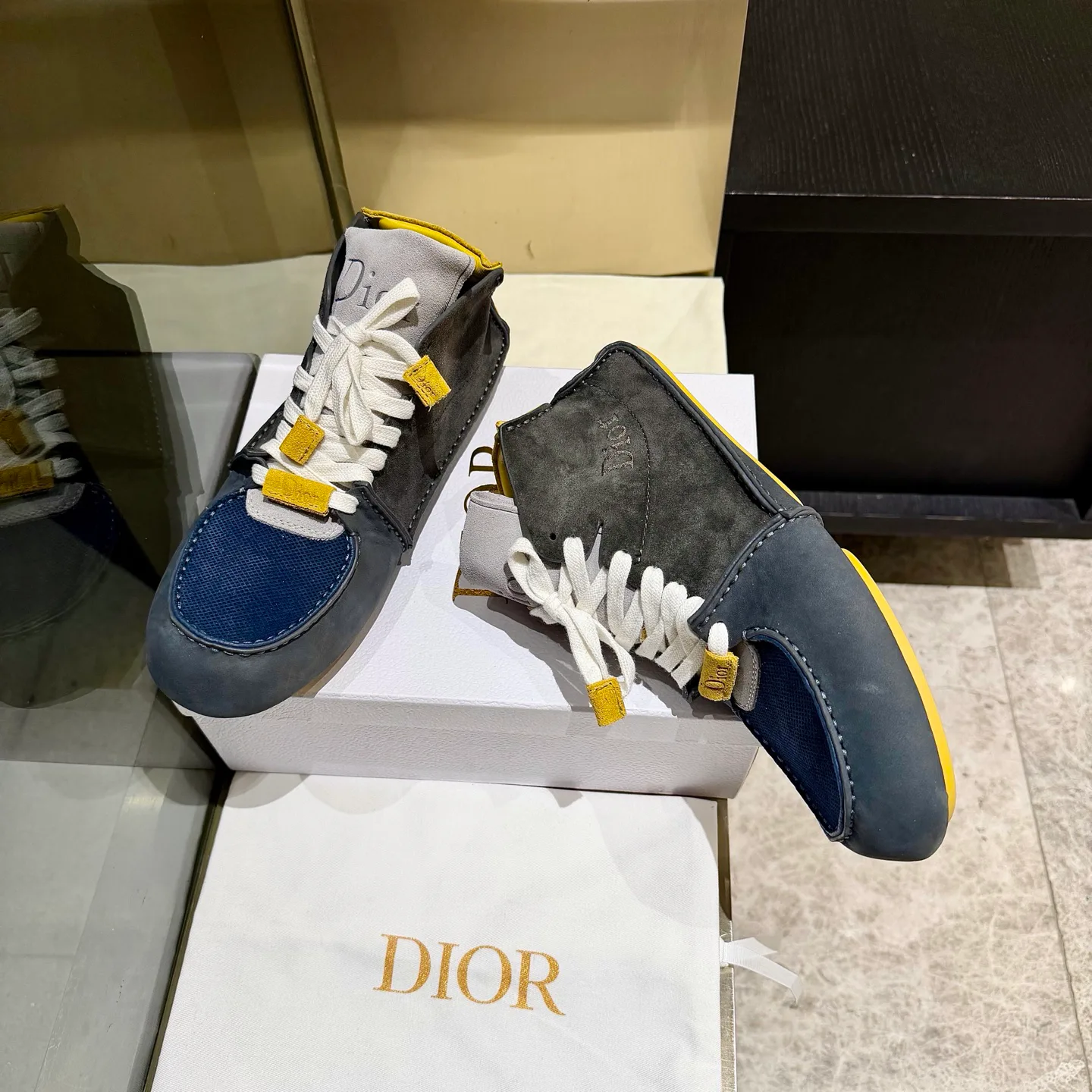 Кроссовки Женские Christian Dior 18643501